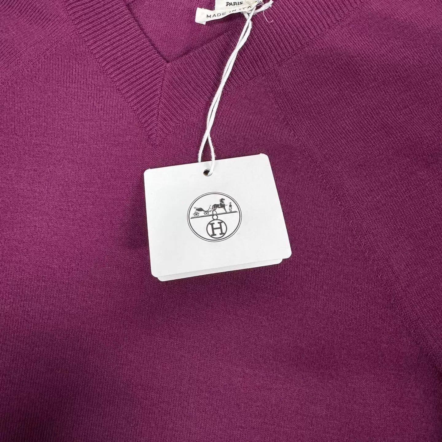 Hermes Hermes Fuchsia V-neck knit dress 36 NWT Size XS / US 0-2 / IT 36-38 - 5 Thumbnail