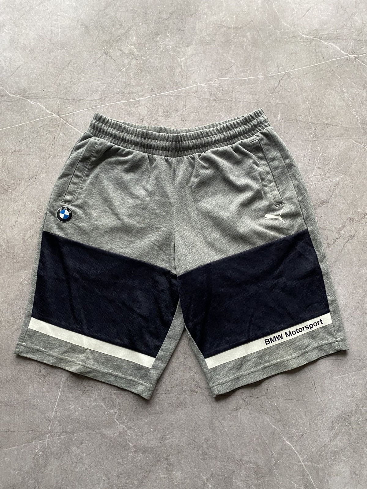 BMW × Puma Puma & BMW Motorsport Shorts Gray Size M Size US 31 - 2 Thumbnail