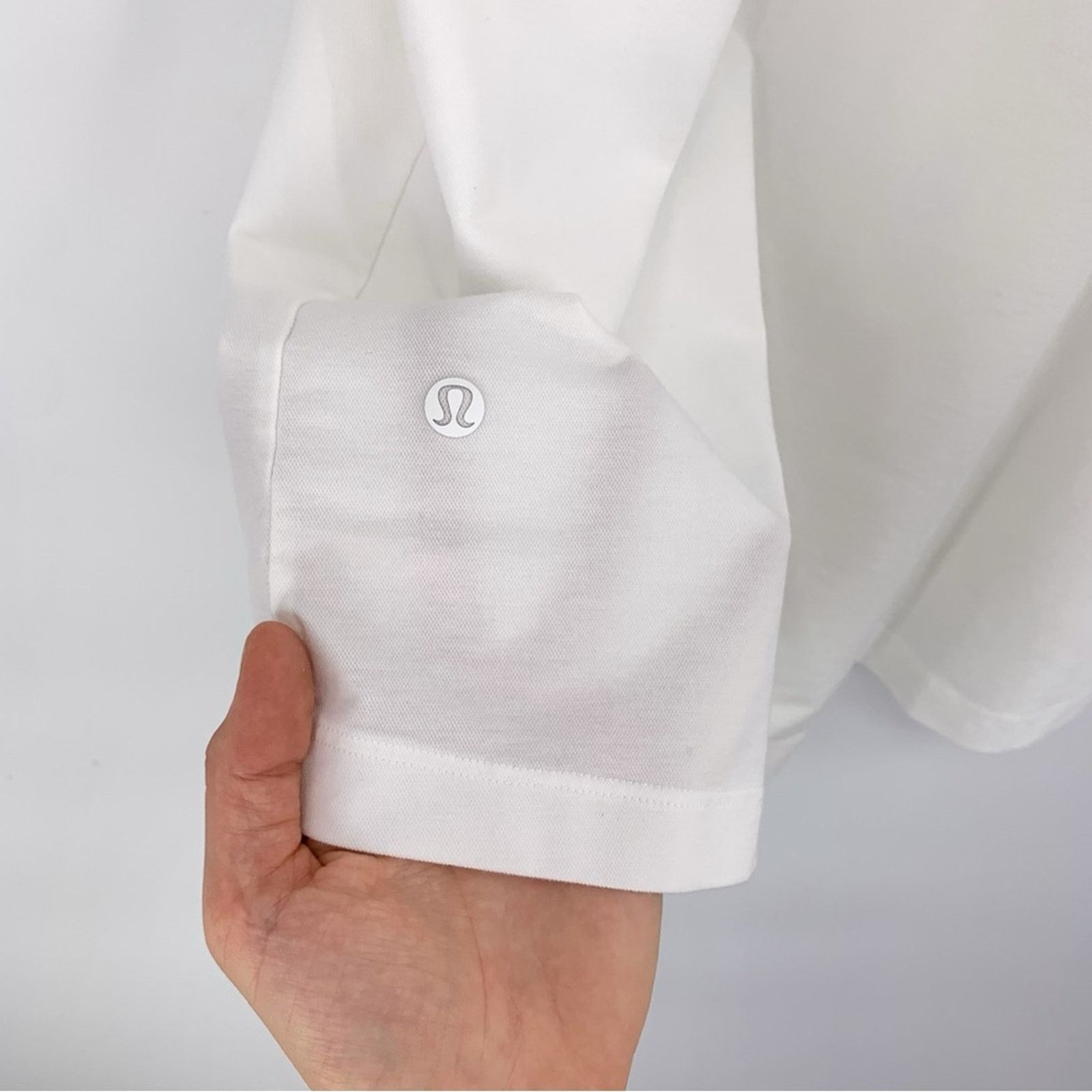 Lululemon LULULEMON Polo Shirt White XXL? Size US XXL / EU 58 / 5 - 5 Thumbnail