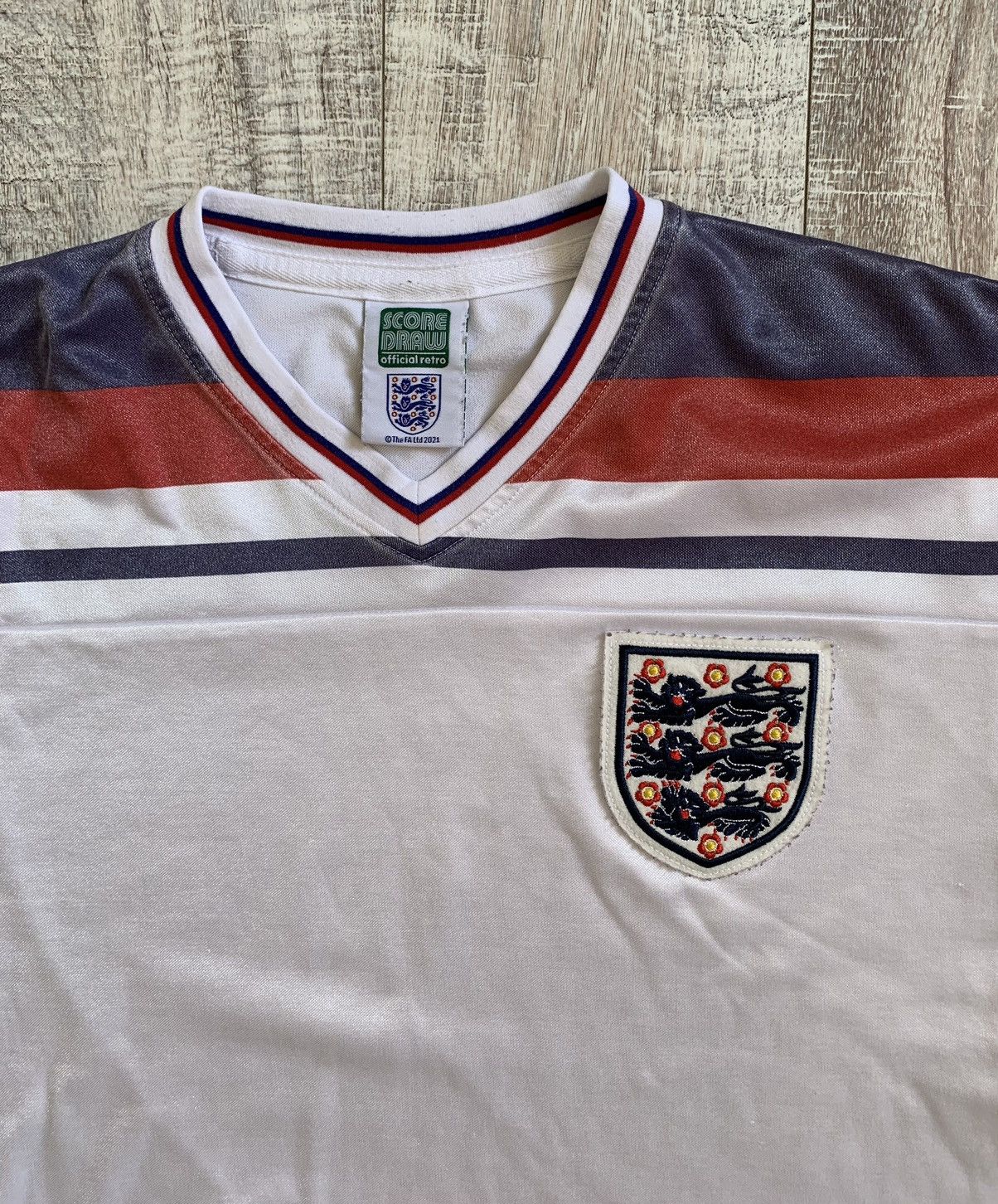 Nike Score Draw retro England soccer jersey T shirt Size US M / EU 48-50 / 2 - 2 Thumbnail