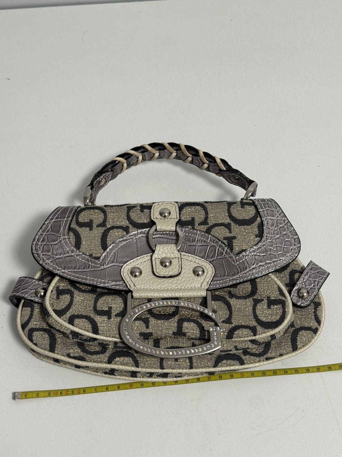 Guess Vintage Guess Y2K 2000s Beige Monogram Cross Body Bag Size ONE SIZE - 14 Thumbnail