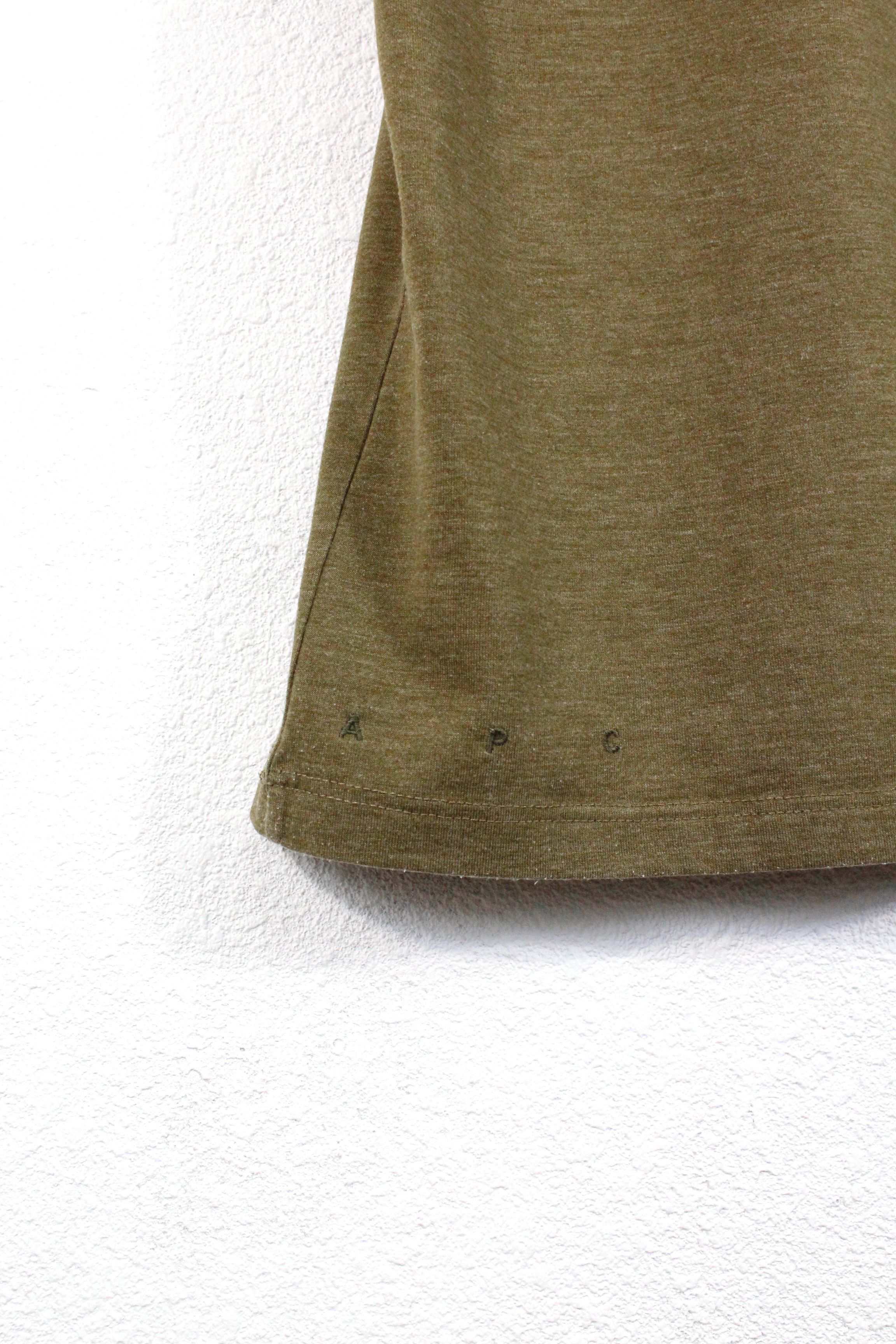 A.P.C. A.P.C. Pocket Khaki Back Logo Tee T-shirt Size US S / EU 44-46 / 1 - 5 Thumbnail