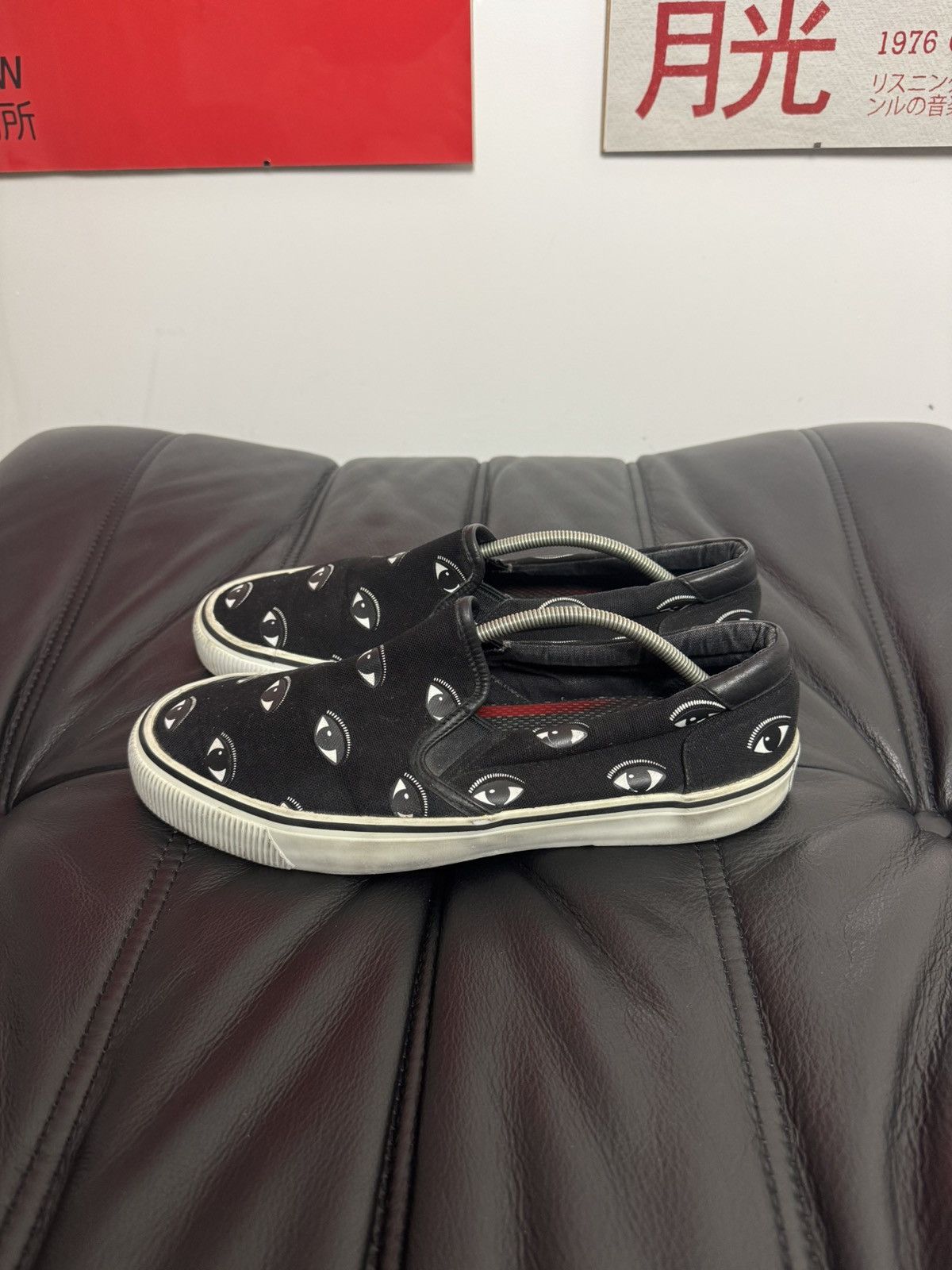 Kenzo Kenzo Paris Designer Low Top Slip On Sneakers Eye Print Rare Size US 9 / EU 42 - 2 Thumbnail