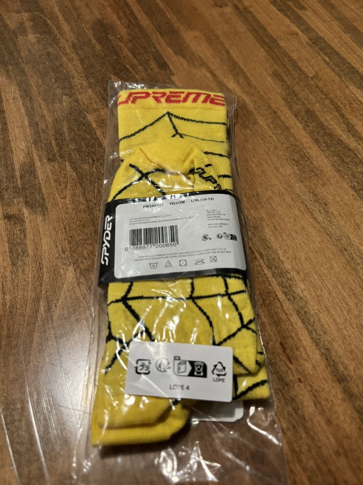 Supreme Supreme X spyder socks Size ONE SIZE - 4 Thumbnail