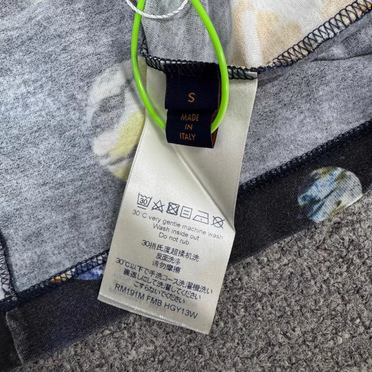 Louis Vuitton lv planet colorblocked short sleeve tee S 97 new Size US S / EU 44-46 / 1 - 5 Thumbnail