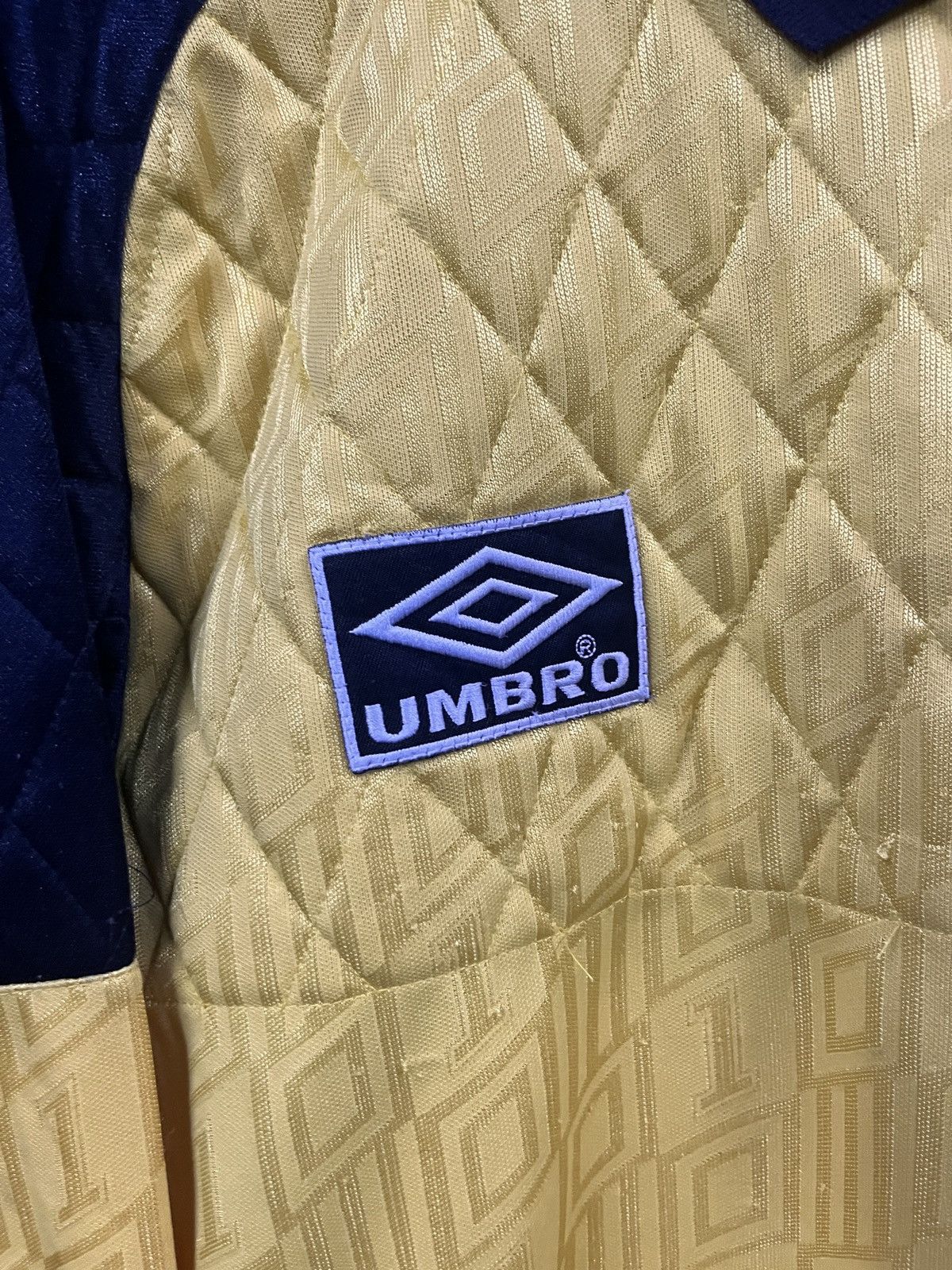 Umbro VINTAGE UMBRO KEEPER JERSEY PADDING Size US L / EU 52-54 / 3 - 4 Thumbnail