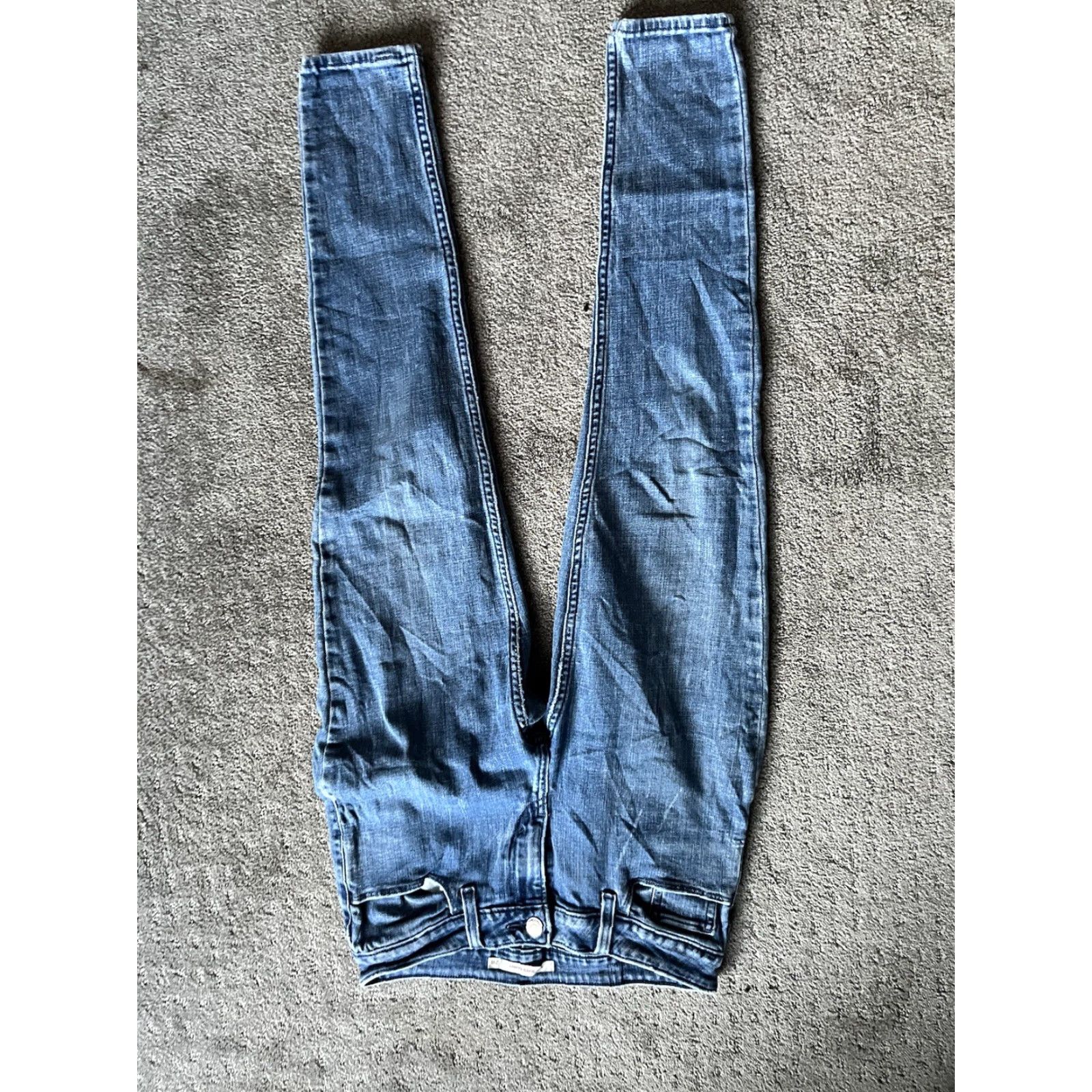 Levi's Womens Levi's 535 Jeans Slimming Skinny Regular Levi’s 535 Blue Medium Wash 28x26 Womens Jeans Size 28" / US 6 / IT 42 - 3 Thumbnail