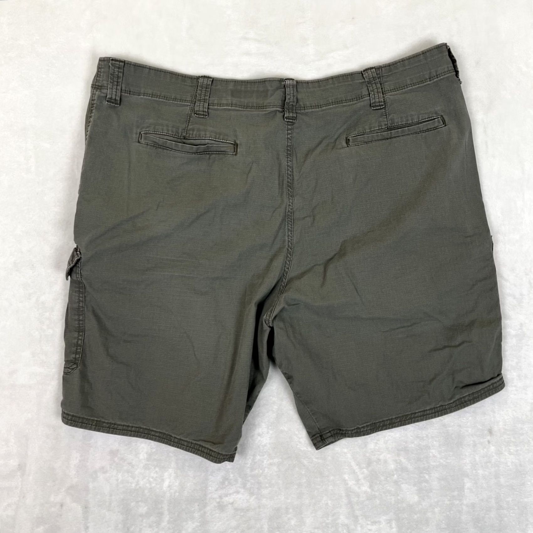 Wrangler Wrangler Shorts Mens 42 Green Ripstop Cargo Stretch 9 Inseam Utility Cargo Pocket Camouflage Army Outdoor Size US 42 / EU 58 - 6 Thumbnail