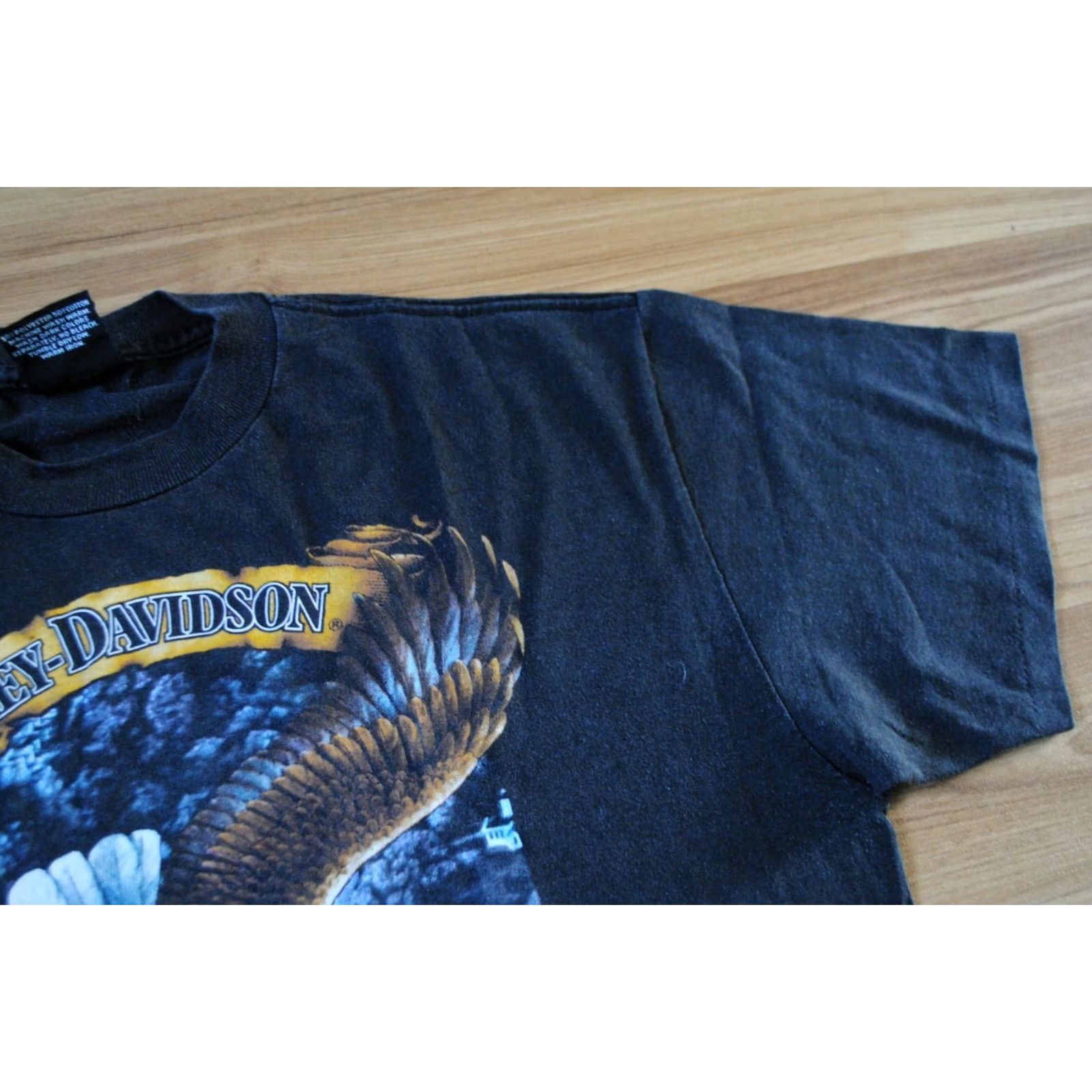 Harley Davidson VINTAGE HARLEY-DAVIDSON 3D EMBLEM MOTORCYCLES EAGLE SOARS ALONE TSHIRT XL BLACK Mens XL 50/50 Size US XL / EU 56 / 4 - 7 Thumbnail