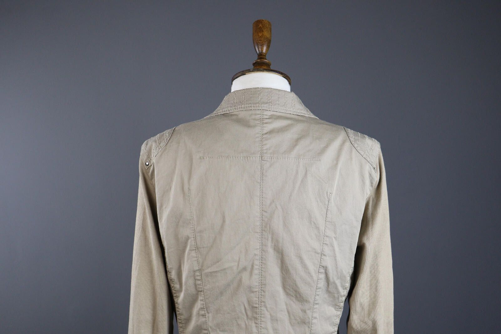 Designer Marc Cain Ivory Tedo 2 Pockets Casual Blazer Jacket Size 4 Size S / US 4 / IT 40 - 6 Thumbnail