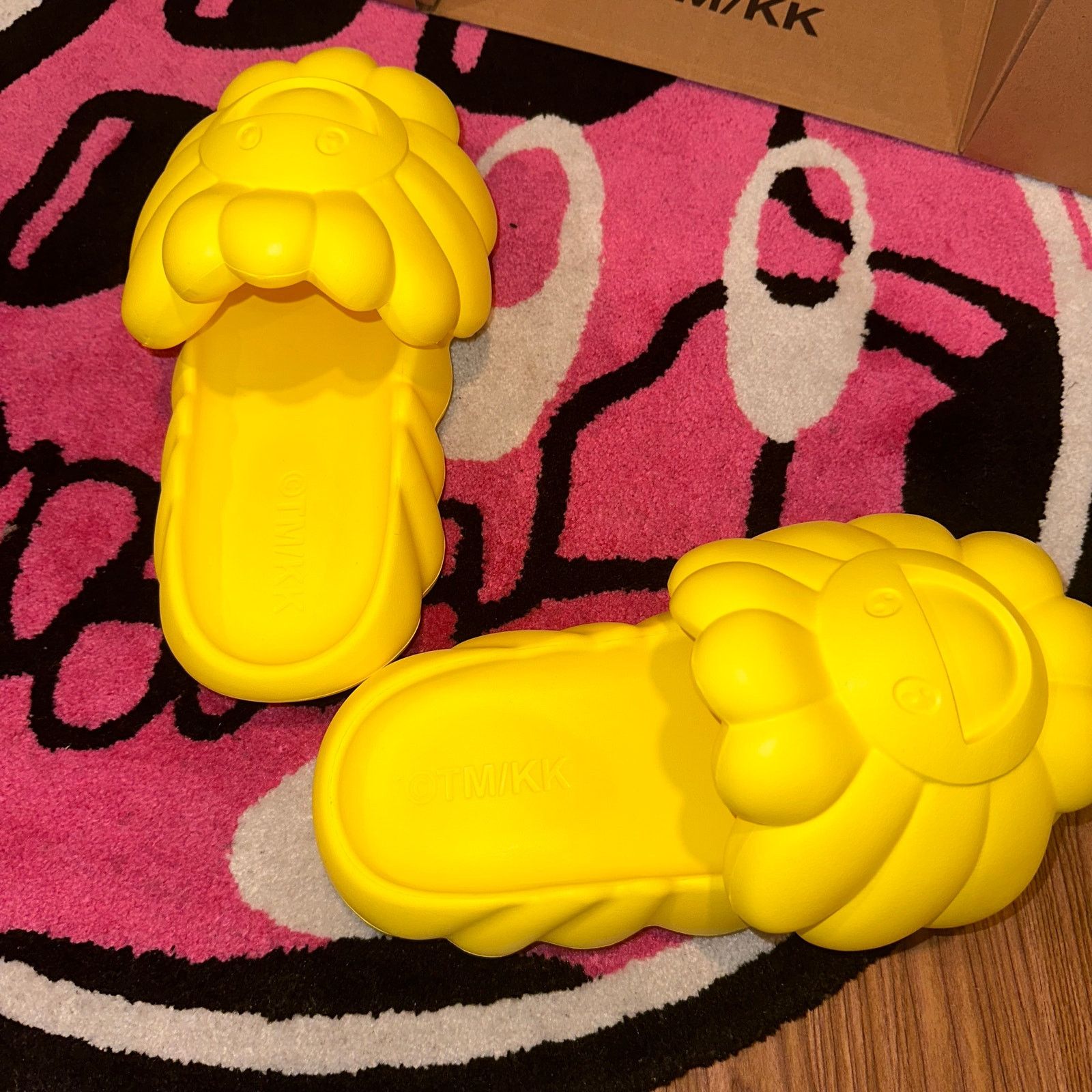 Takashi Murakami Takashi Murakami Ohana Full-Bloom Slide Size 10 - Brand New Size US 10 / EU 43 - 6 Thumbnail