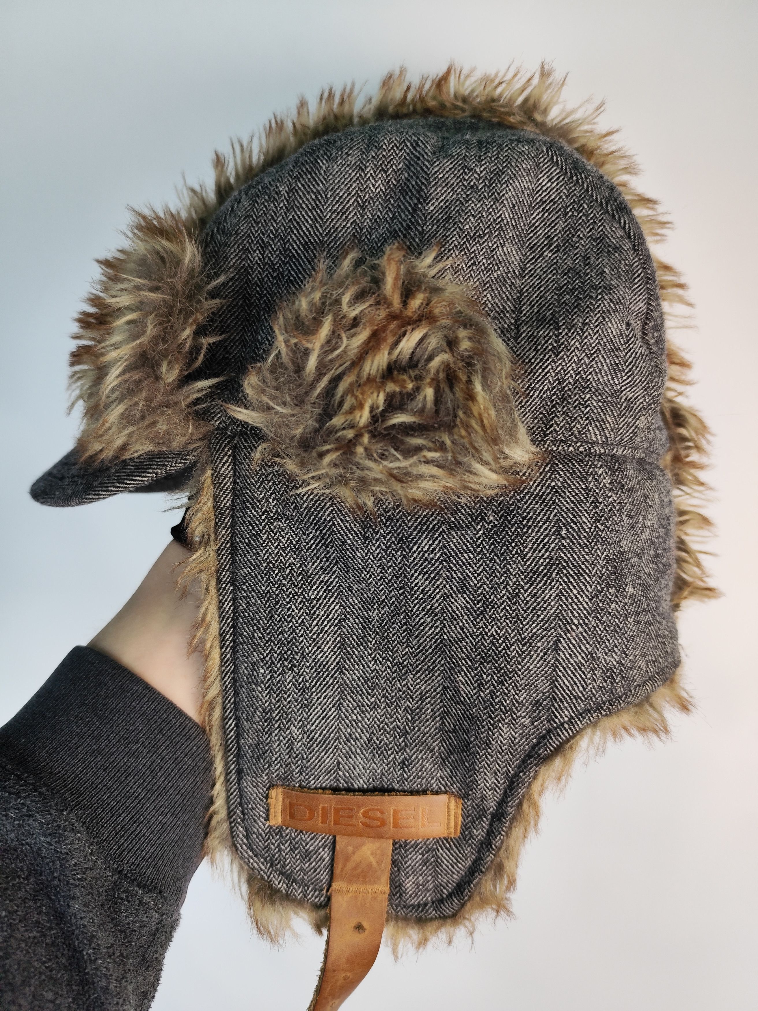 Vintage streetwear y2k Diesel faux fur trapper hat Size