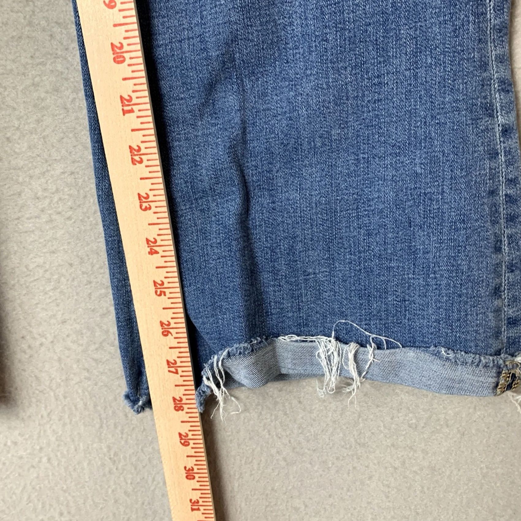 American Eagle Outfitters American Eagle Outfitters Jeans Women 6 Blue Super High Rise Flare Raw Hem 5-Pocket Design Distressed Size 28" / US 6 / IT 42 - 6 Thumbnail