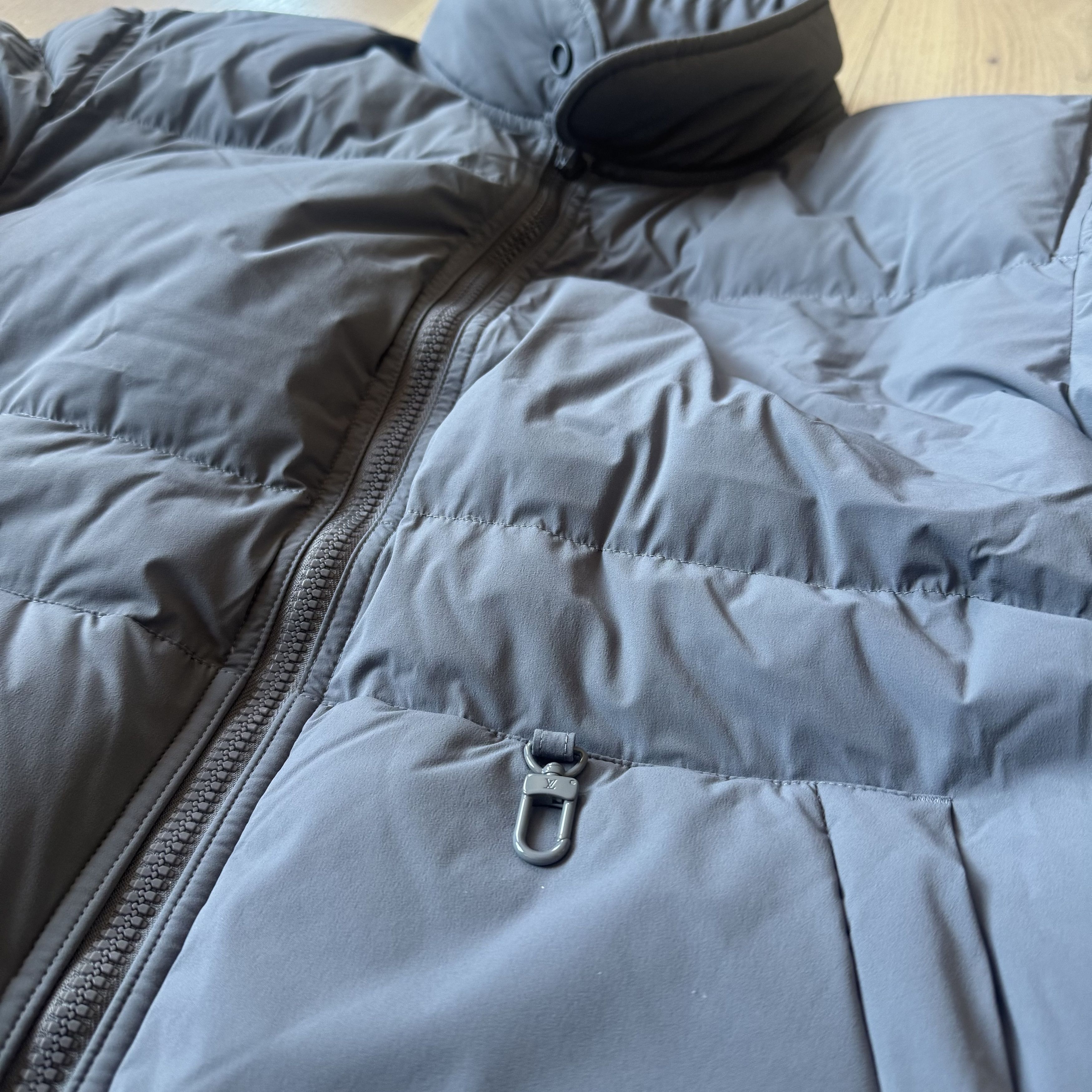 Louis Vuitton Louis Vuitton - Reversible Monogram Down Jacket - Grey Size US XL / EU 56 / 4 - 7 Thumbnail
