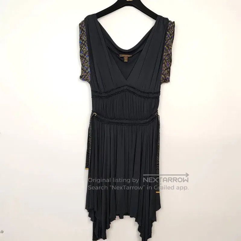 Louis Vuitton Louis Vuitton Black Draped Dress for Women . Size S / US 4 / IT 40 - 1 Thumbnail