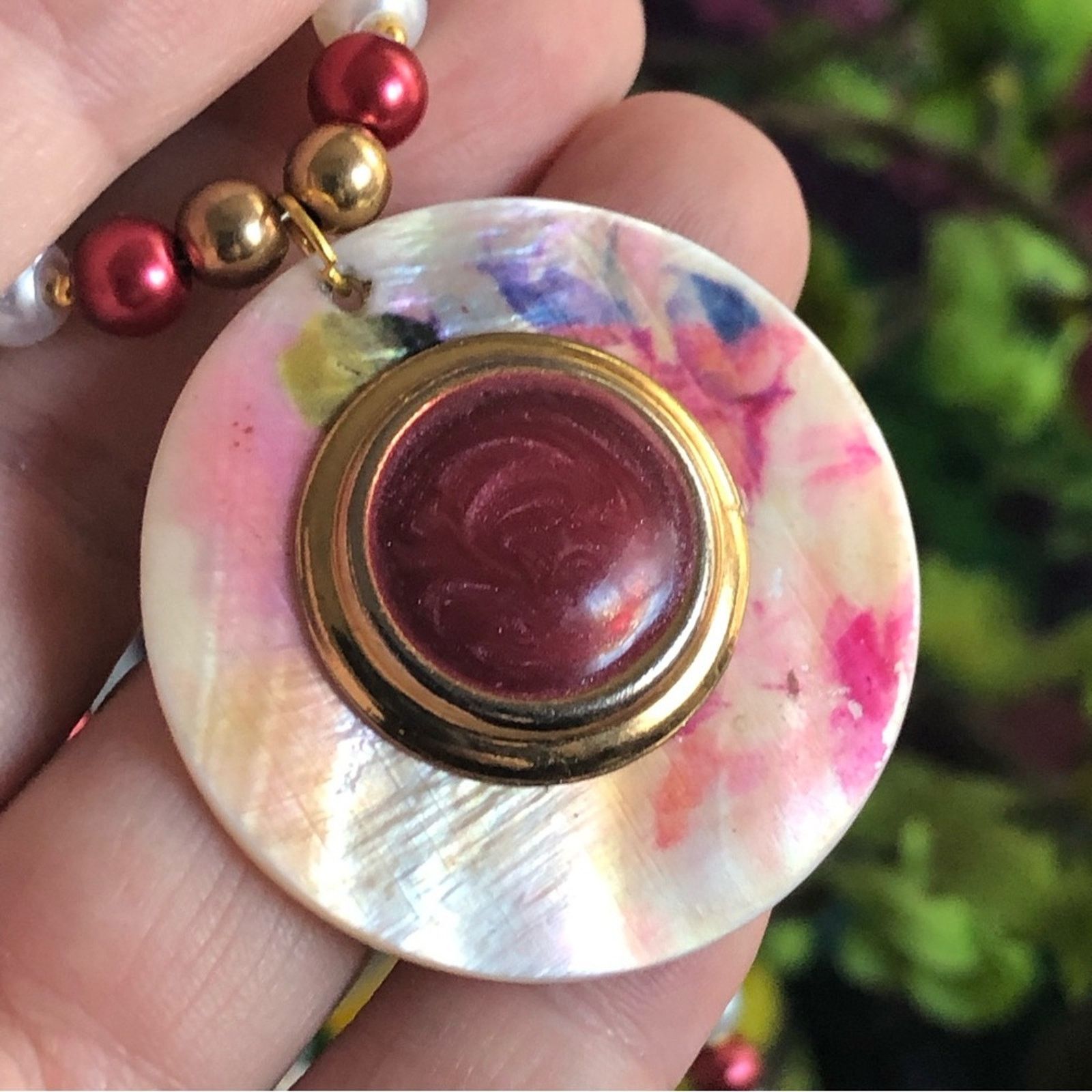 Handmade Handcrafted repurpose painted shell medallion Pearl necklace Size ONE SIZE - 2 Thumbnail