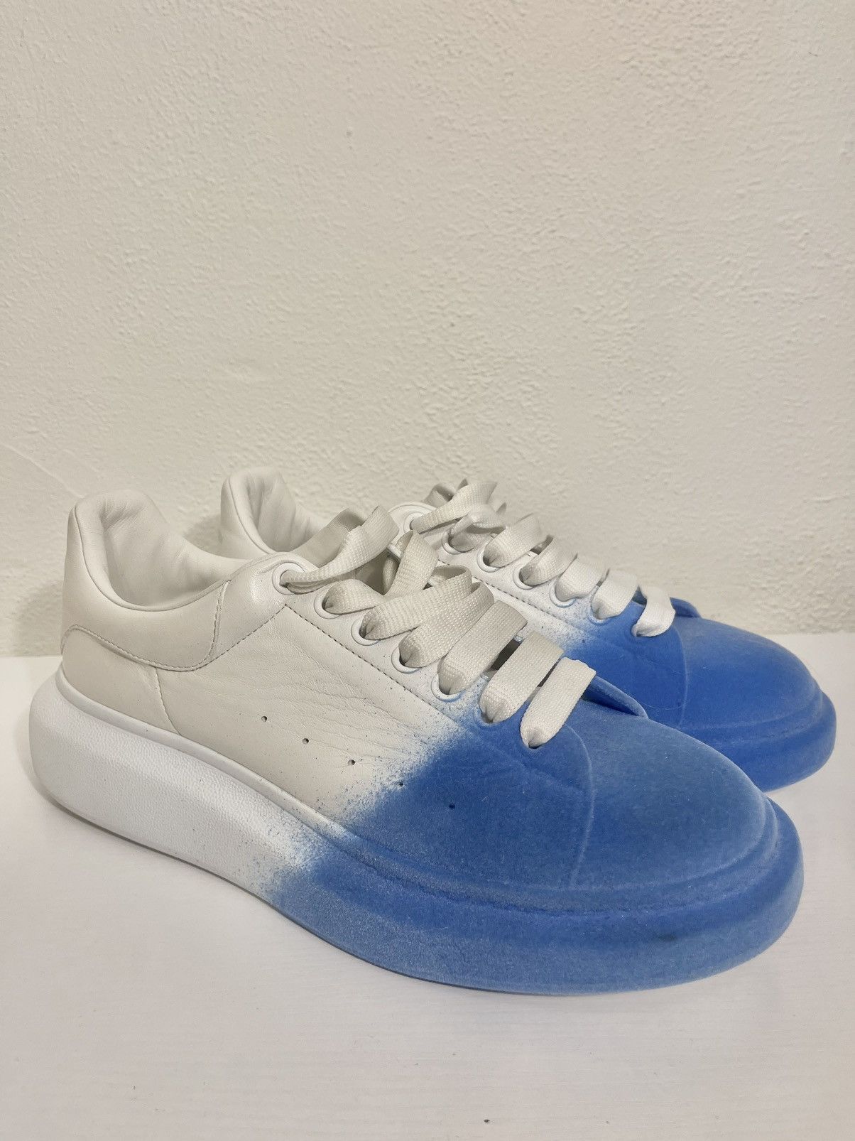 image of Alexander Mcqueen Nappa Sneakers Size: 10 in White, Men's