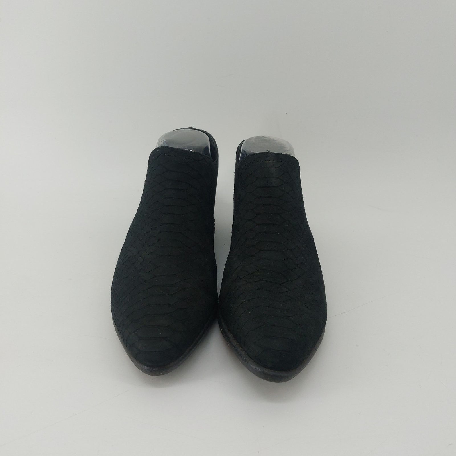Other The Flexx Black Chelsea Bootie Animal Embossed US 8 Almond Size US 8 / IT 38 - 2 Thumbnail