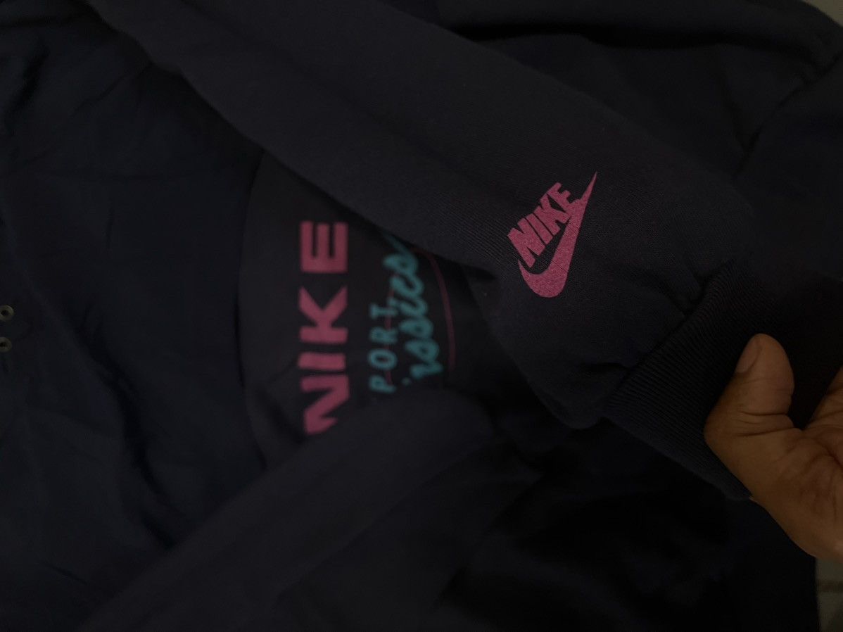 Nike Vintage Nike Rare Sweatshirt Size US L / EU 52-54 / 3 - 3 Thumbnail