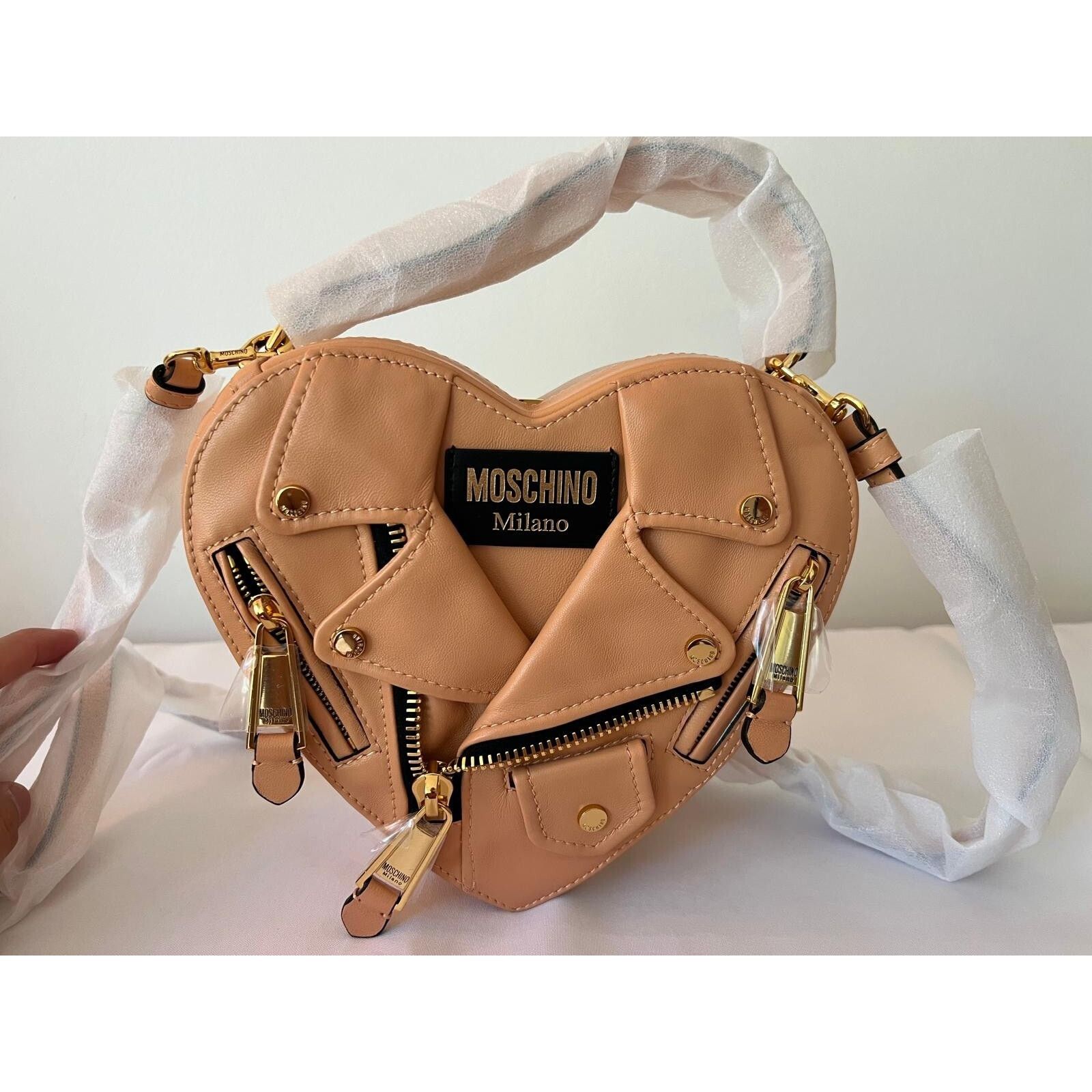 Moschino SS22 MOSCHINO Couture Jeremy Scott Peach Heart Leather Bag Size ONE SIZE - 2 Thumbnail