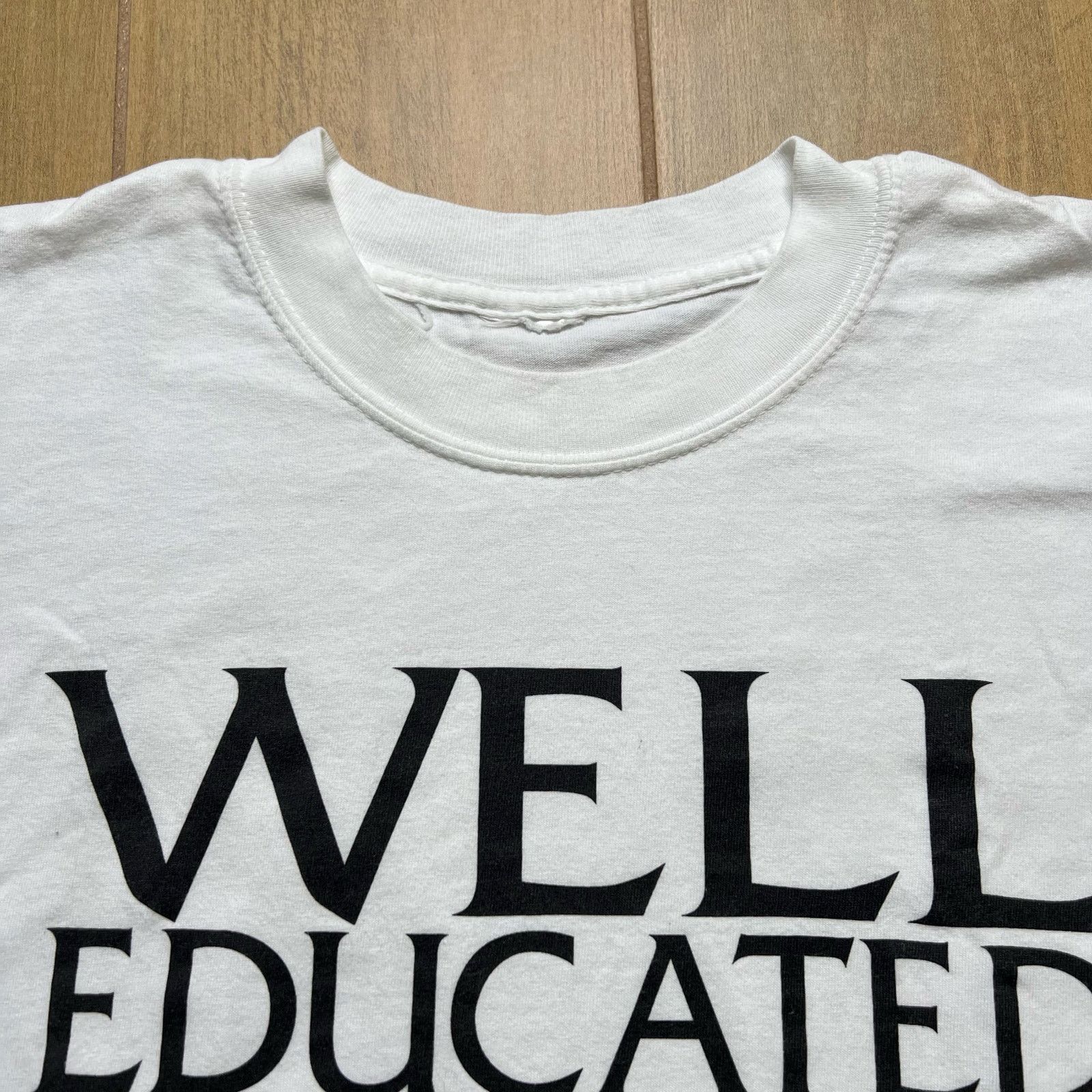 Vintage Vintage 90s white t-shirt Men XL "WELL EDUCATED but broke" Size US XL / EU 56 / 4 - 4 Thumbnail