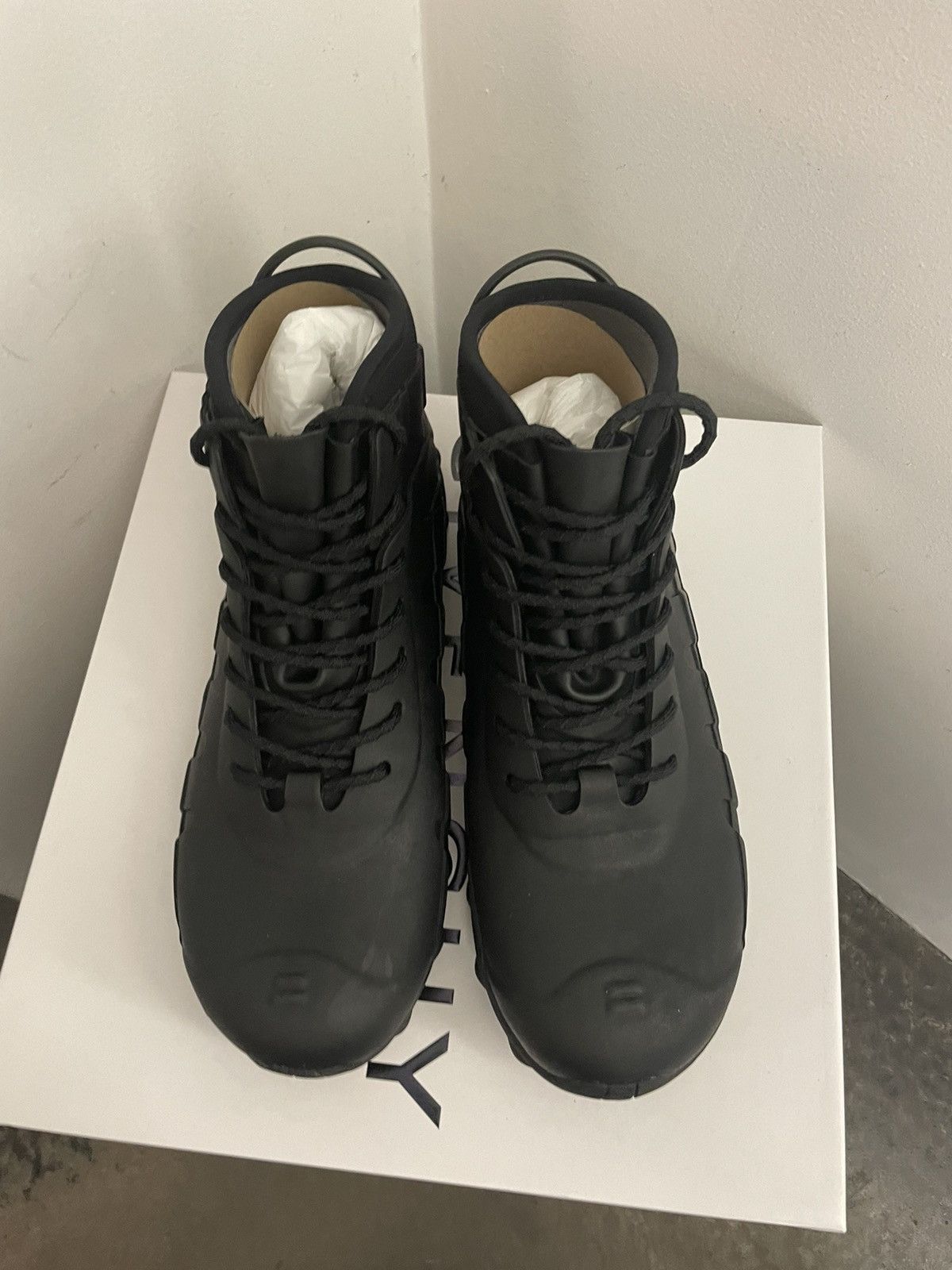 Givenchy Bogs lace up boots in rubber and neoprene Size US 11 / EU 44 - 4 Thumbnail