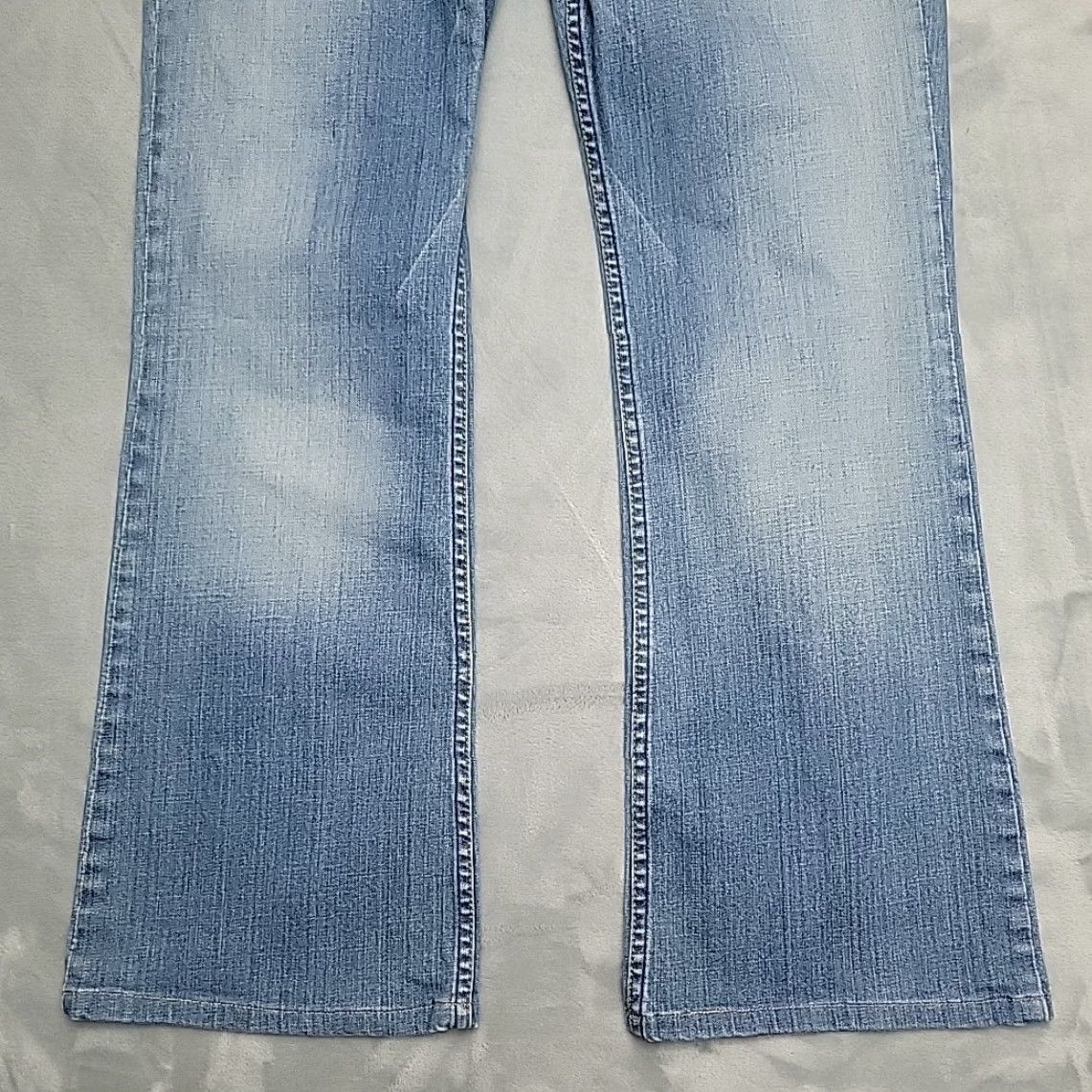 Vintage VINTAGE IT Jeans Womens Jeans 30 Blue Bootcut Y2K Low Rise Stretch Denim Grunge Women 30 Blue Bootcut Jeans 90s USA Y2K Denim Vintage Size 30" / US 8 / IT 44 - 2 Thumbnail