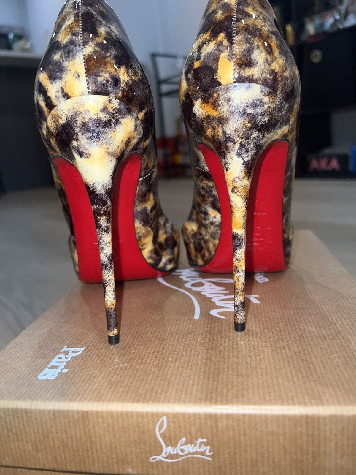 Christian Louboutin Christian Louboutin So Kate “Vernis Mouchete” Size US 10.5 / IT 40.5 - 5 Thumbnail