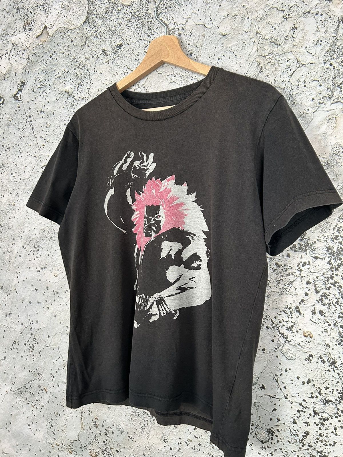Uniqlo Capcom Street Fighter Uniqlo Graphic Tee Anime Hype Rare Size US S / EU 44-46 / 1 - 2 Thumbnail
