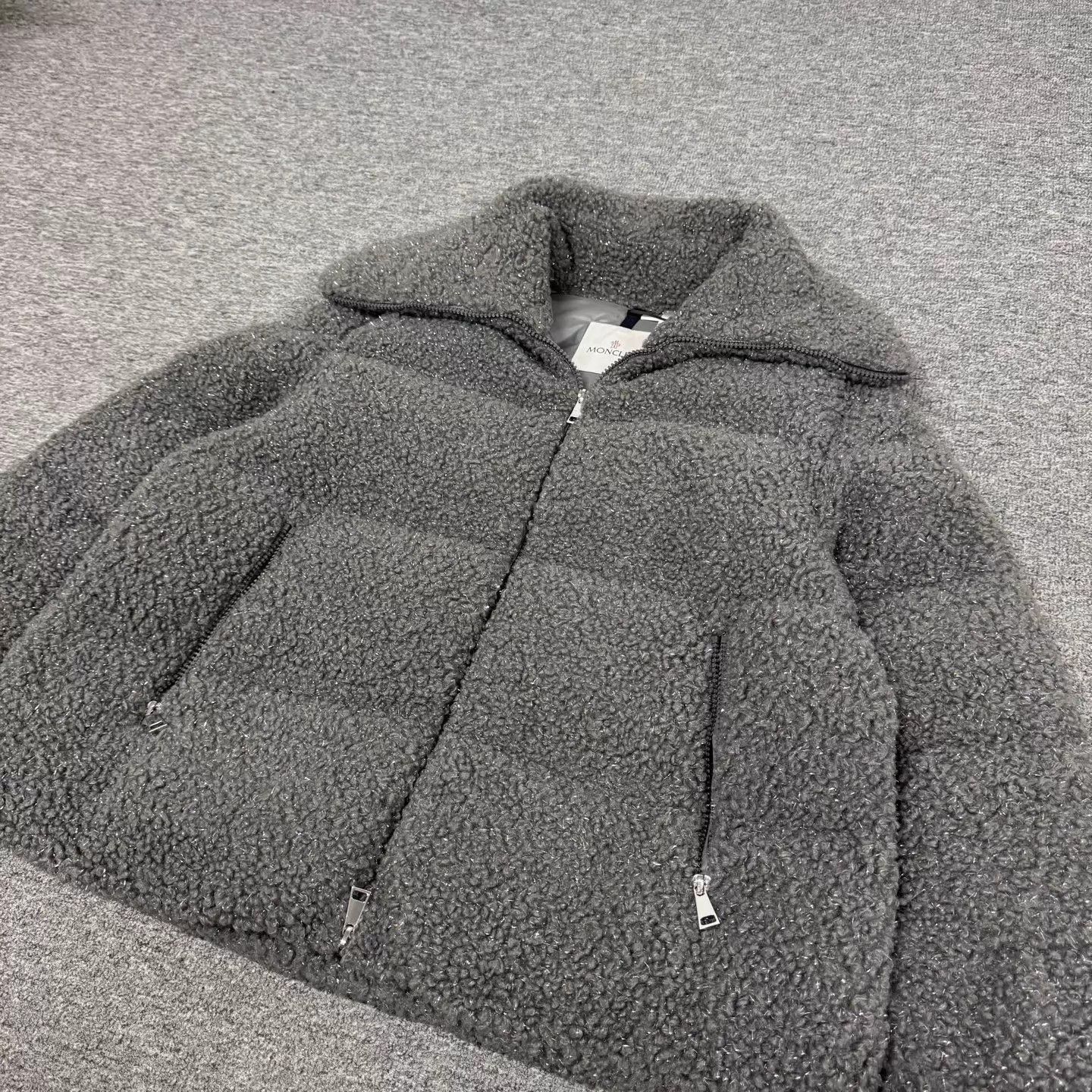 Moncler Moncler Barbot Gray Teddy Lapel Short Puffer 2 Near New Size XS / US 0-2 / IT 36-38 - 4 Thumbnail