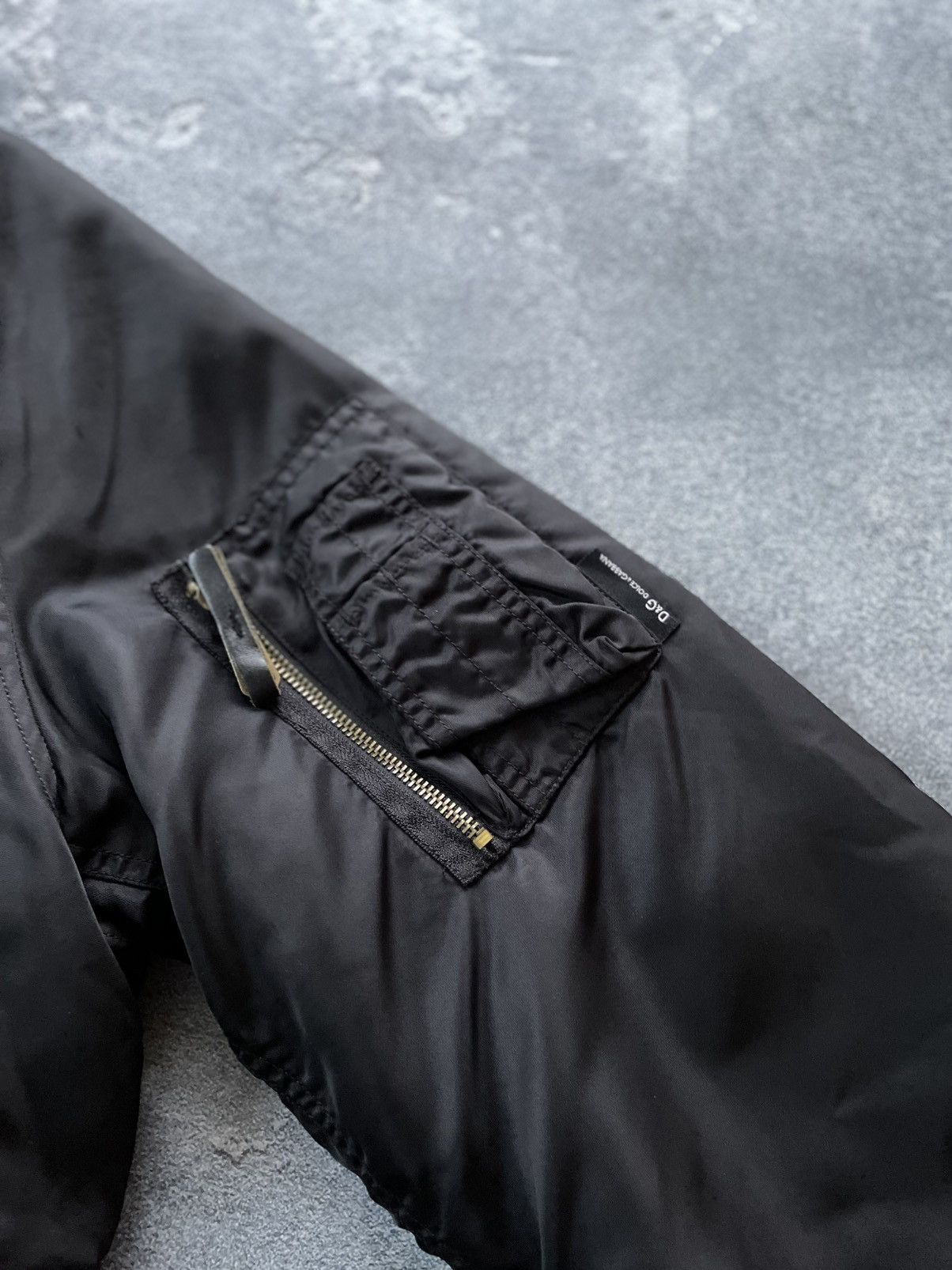 Dolce & Gabbana 2000s Dolce & Gabbana Long Detachable Hood Black Bomber Size US M / EU 48-50 / 2 - 3 Thumbnail