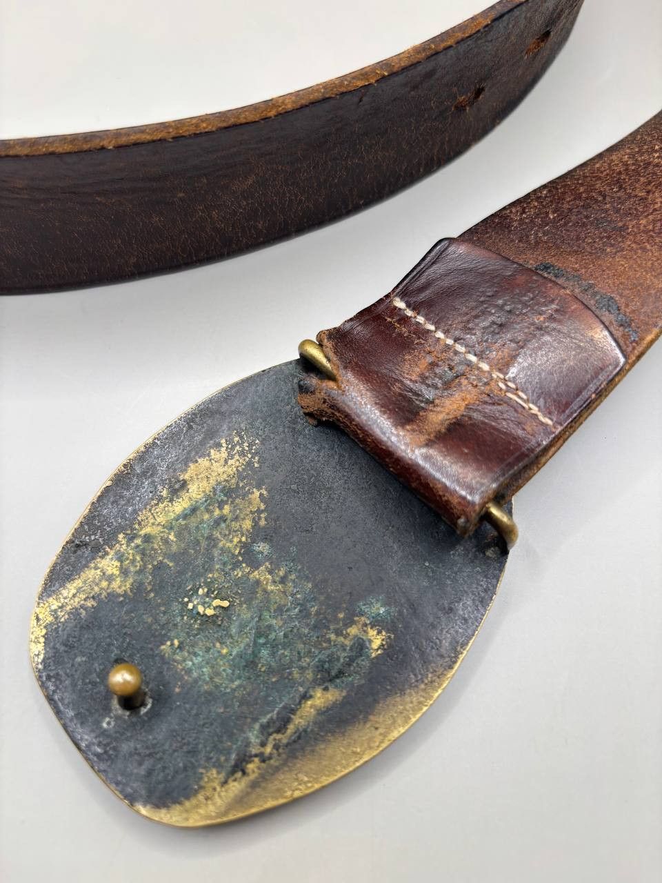 Vintage Vintage Panda Buckle Distressed Leather Belt Size ONE SIZE - 4 Thumbnail