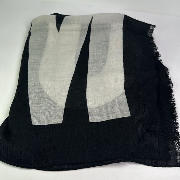 New Authentic MOSCHINO SCARF WITH LOGO,description:MOSC
