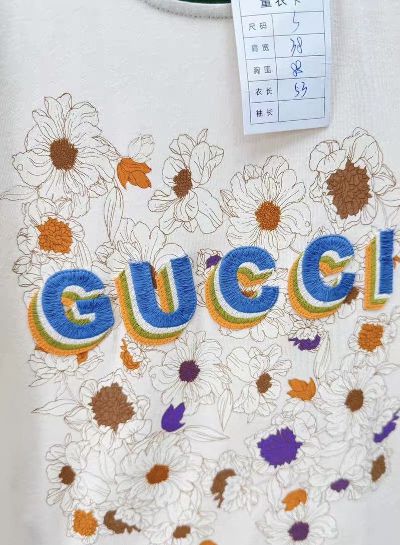 Gucci Gucci's brand new floral short-sleeved shirt Size S / US 4 / IT 40 - 2 Thumbnail