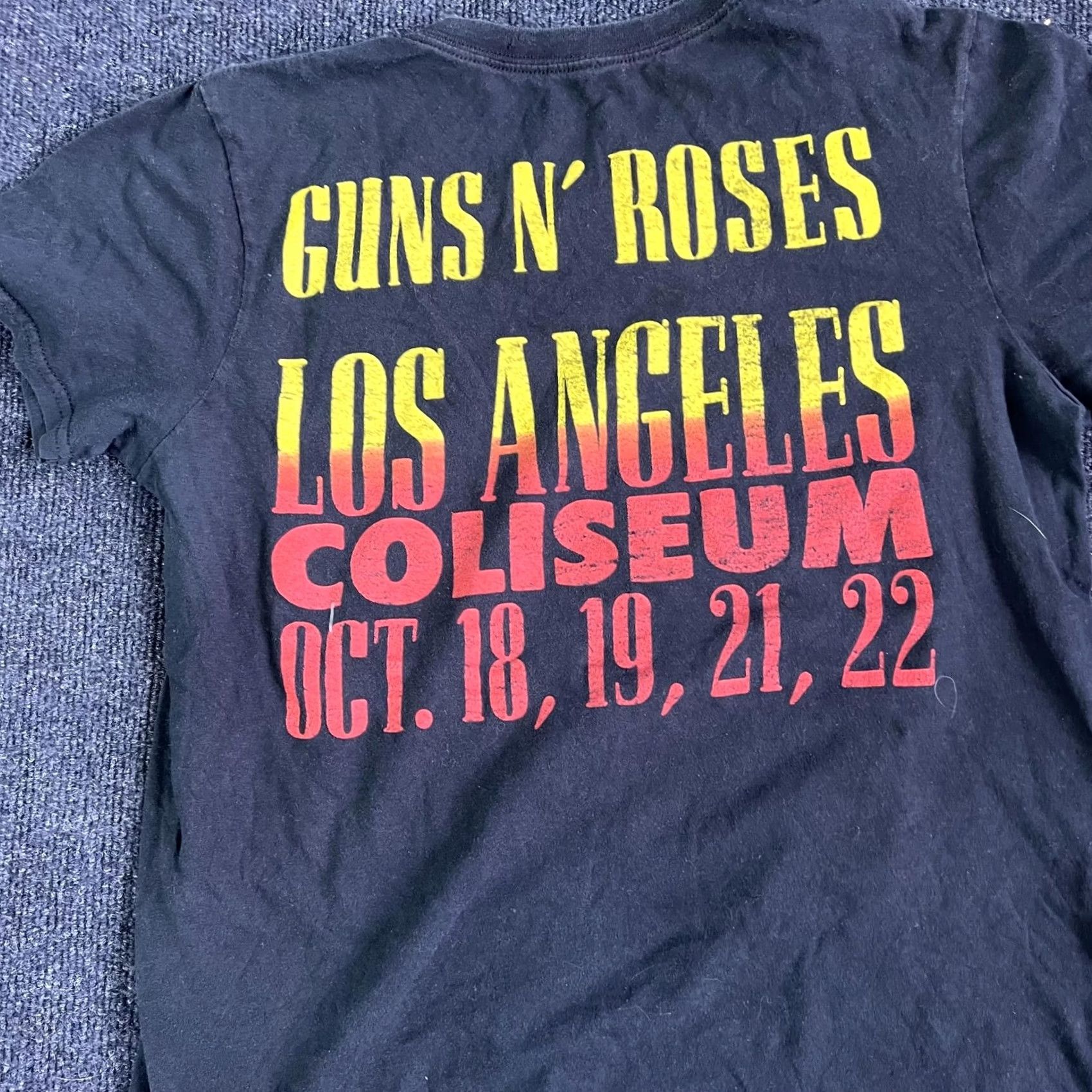Vintage Guns N' Roses Shirt Mens Small Black Los Angeles Coliseum Tour Band Rock Tee Size US S / EU 44-46 / 1 - 3 Thumbnail