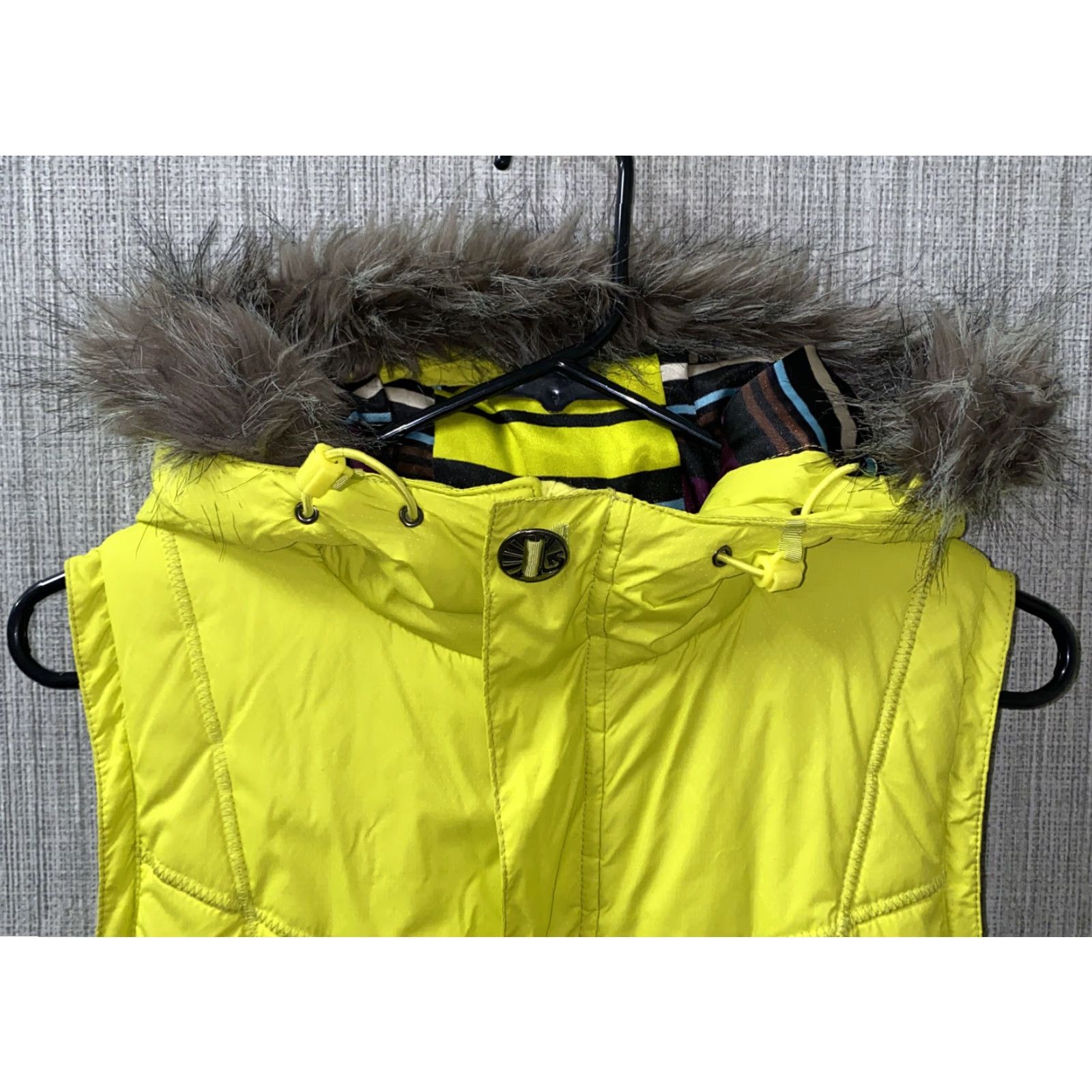 Burton Burton Vest Hooded Full Zip Neon Nylon Womens M Size M / US 6-8 / IT 42-44 - 4 Thumbnail