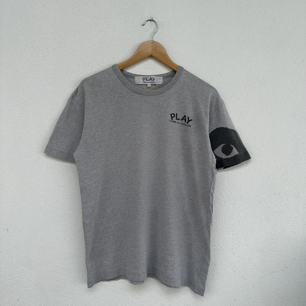 Comme des Garcons PLAY Comme Des Garçon Play T Shirt Size US M / EU 48-50 / 2 - 1 Thumbnail