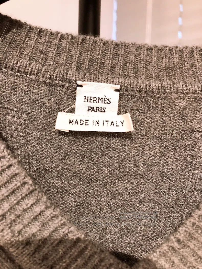 Hermes Hermes Grey V-neck H print letter wool knitted sweater top Size XXS / US 00 / IT 34 - 7 Thumbnail