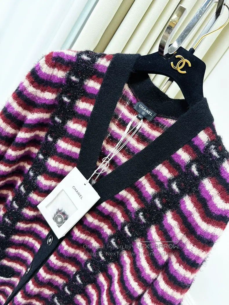 Other Chanel 23b purple black and white striped knitted jacket Size S / US 4 / IT 40 - 2 Thumbnail