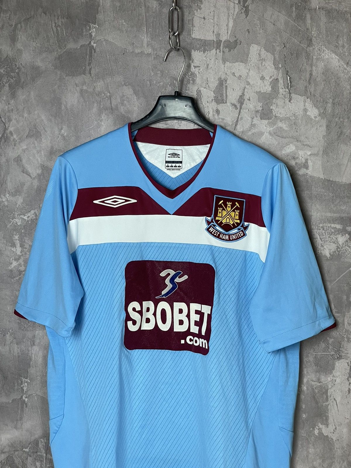 Umbro UMBRO FC WEST HAM UNITED SOCCER JERSEY FOOTBALL SHIRT Size US M / EU 48-50 / 2 - 2 Thumbnail