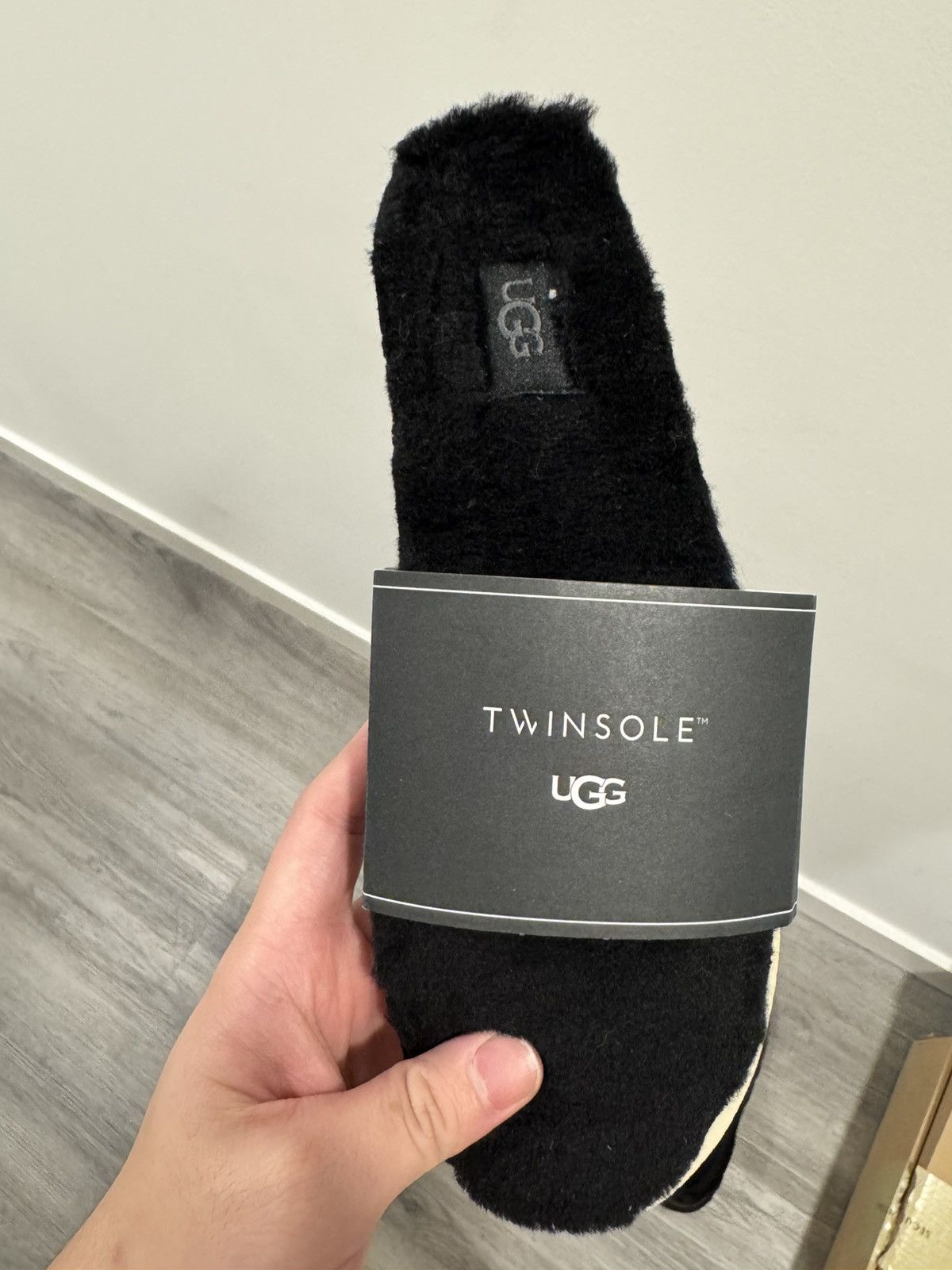 Ugg UGG Tasman Lug Black Size US 9 / EU 42 - 10 Thumbnail