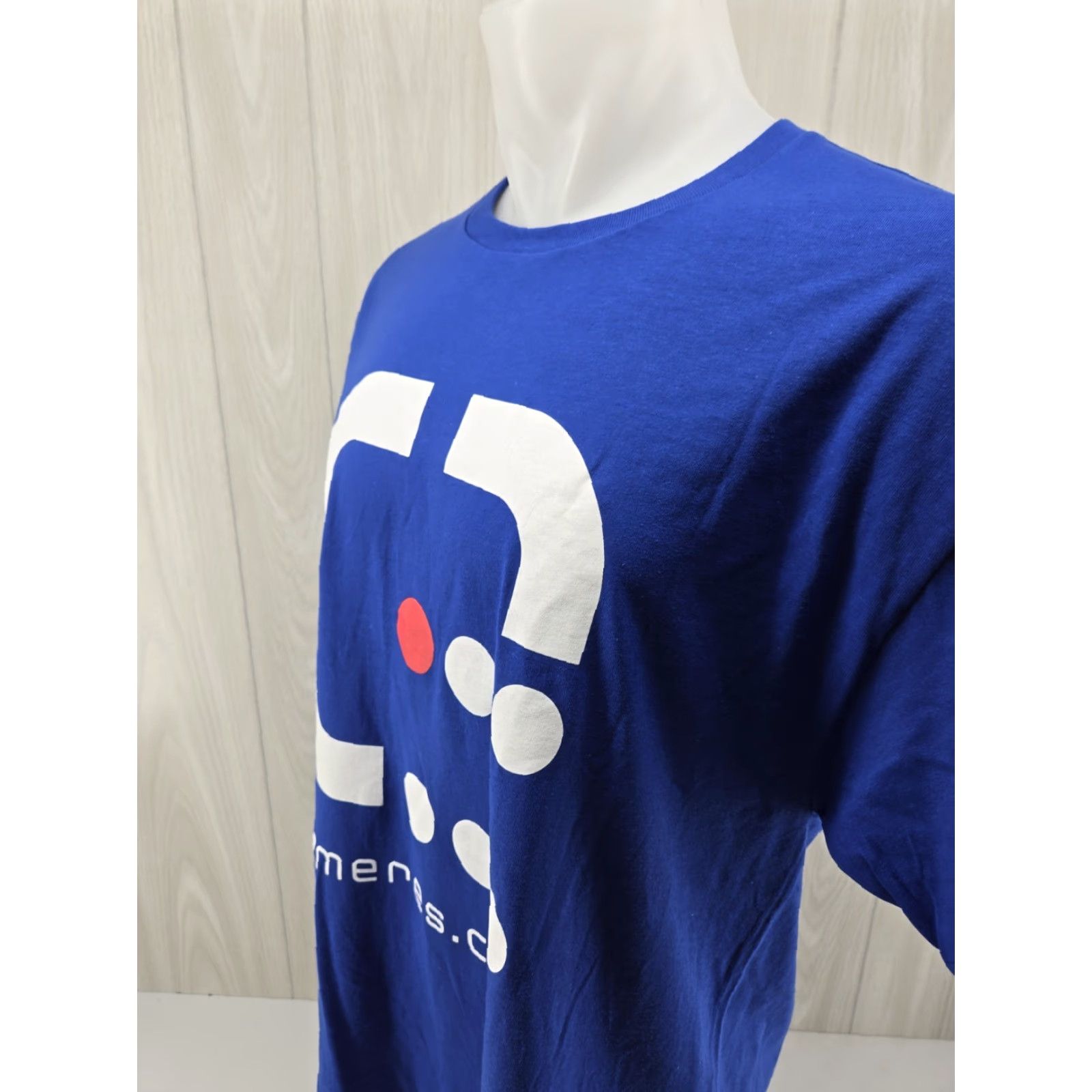 Hanes Emeres Men's T Shirt Size Large Blue Short Sleeve Regular Fit Hanes Shirt Mens L Blue 90s? Size US L / EU 52-54 / 3 - 6 Thumbnail
