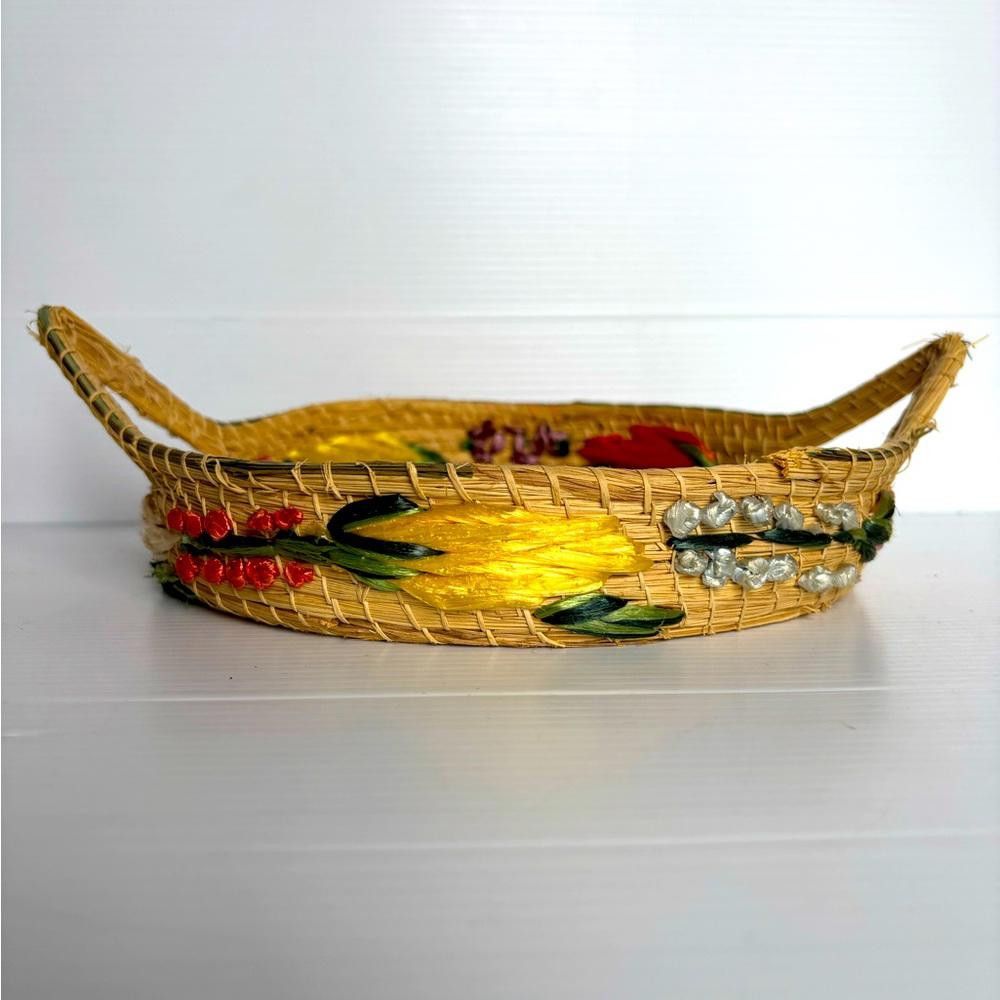 Designer Vintage Hand-Woven Flower Basket in Straw/Wicker Size ONE SIZE - 1 Thumbnail