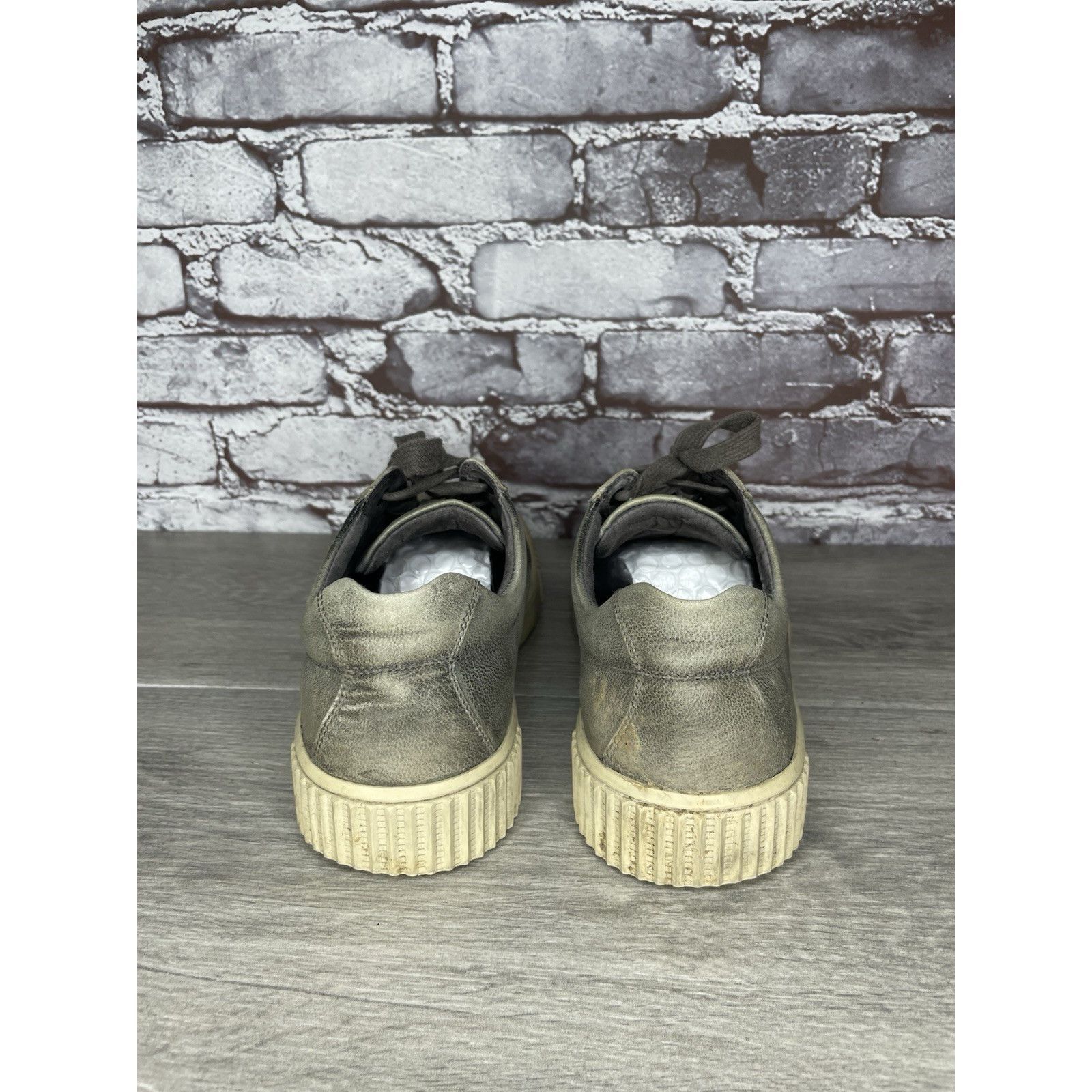 John Varvatos John Varvatos USA Gray Leather Casual Low Top Sneakers Shoes Size US 7.5 / EU 40-41 - 4 Thumbnail