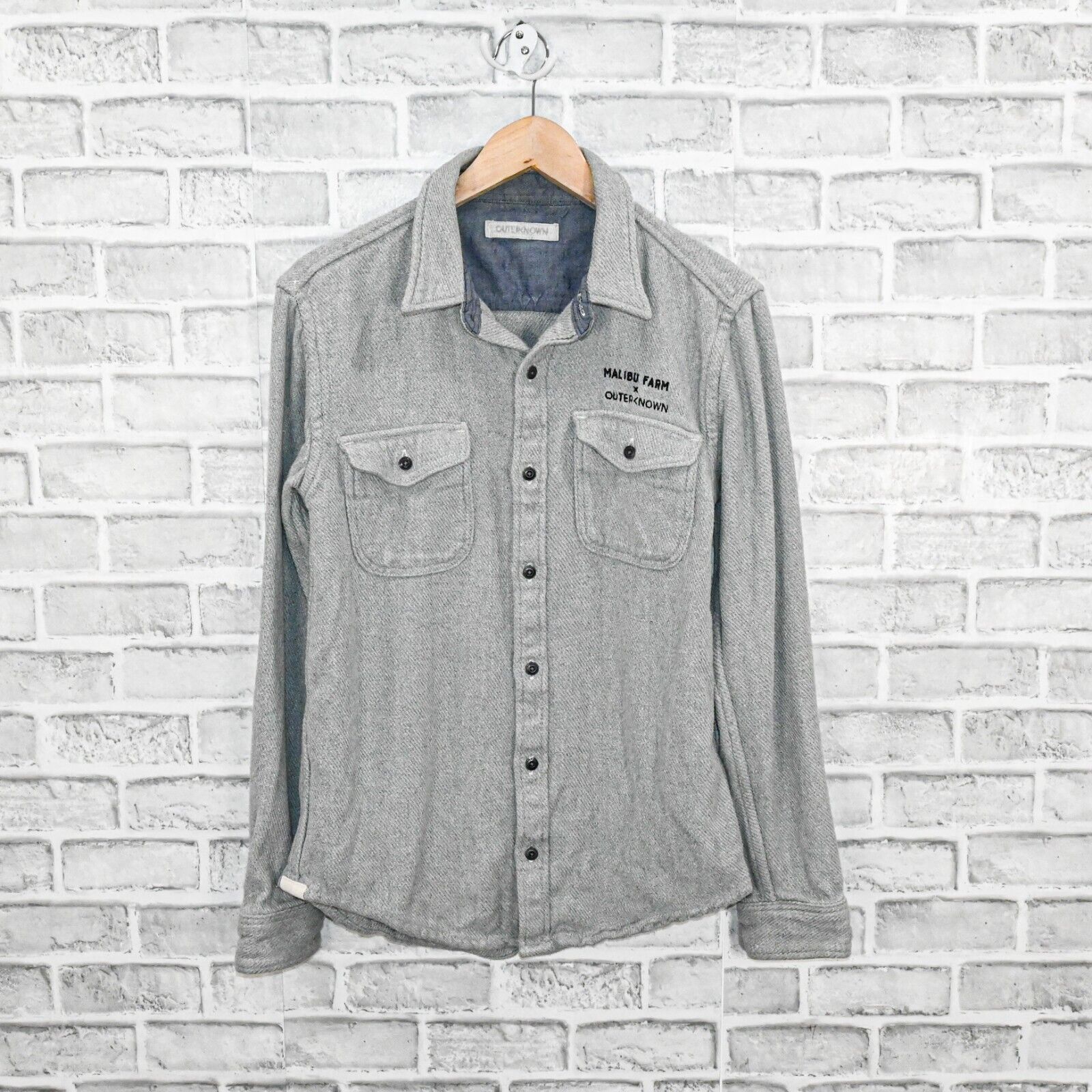 Outerknown OUTERKNOWN x Malibu Farm Men's Blanket Flannel shirt in grey Size US S / EU 44-46 / 1 - 1 Thumbnail