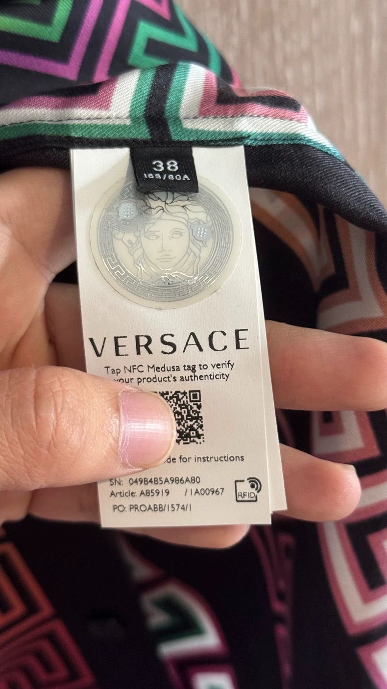 Versace Versace Printed short-sleeved shirt Size US XS / EU 42 / 0 - 3 Thumbnail