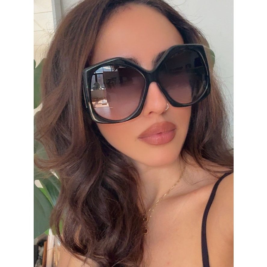 Gucci NEW Gucci GG0875S Black Oversized Sunglasses Size ONE SIZE - 1 Thumbnail