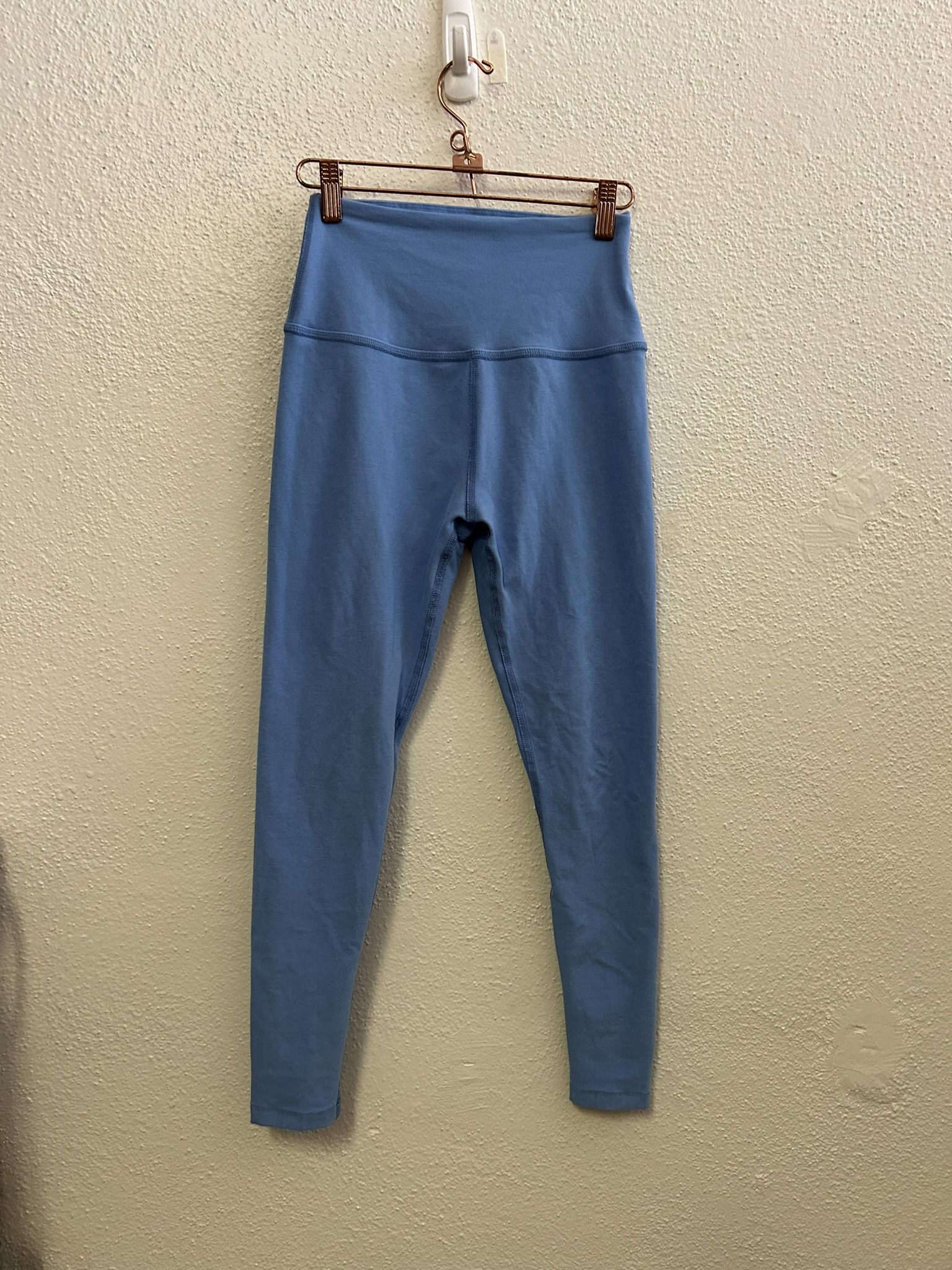 Beyond Yoga BEYOND YOGA LIGHT BLUE SOFT ATHLESURE LEGGINGS SIZE M Size 30" / US 8 / IT 44 - 1 Thumbnail