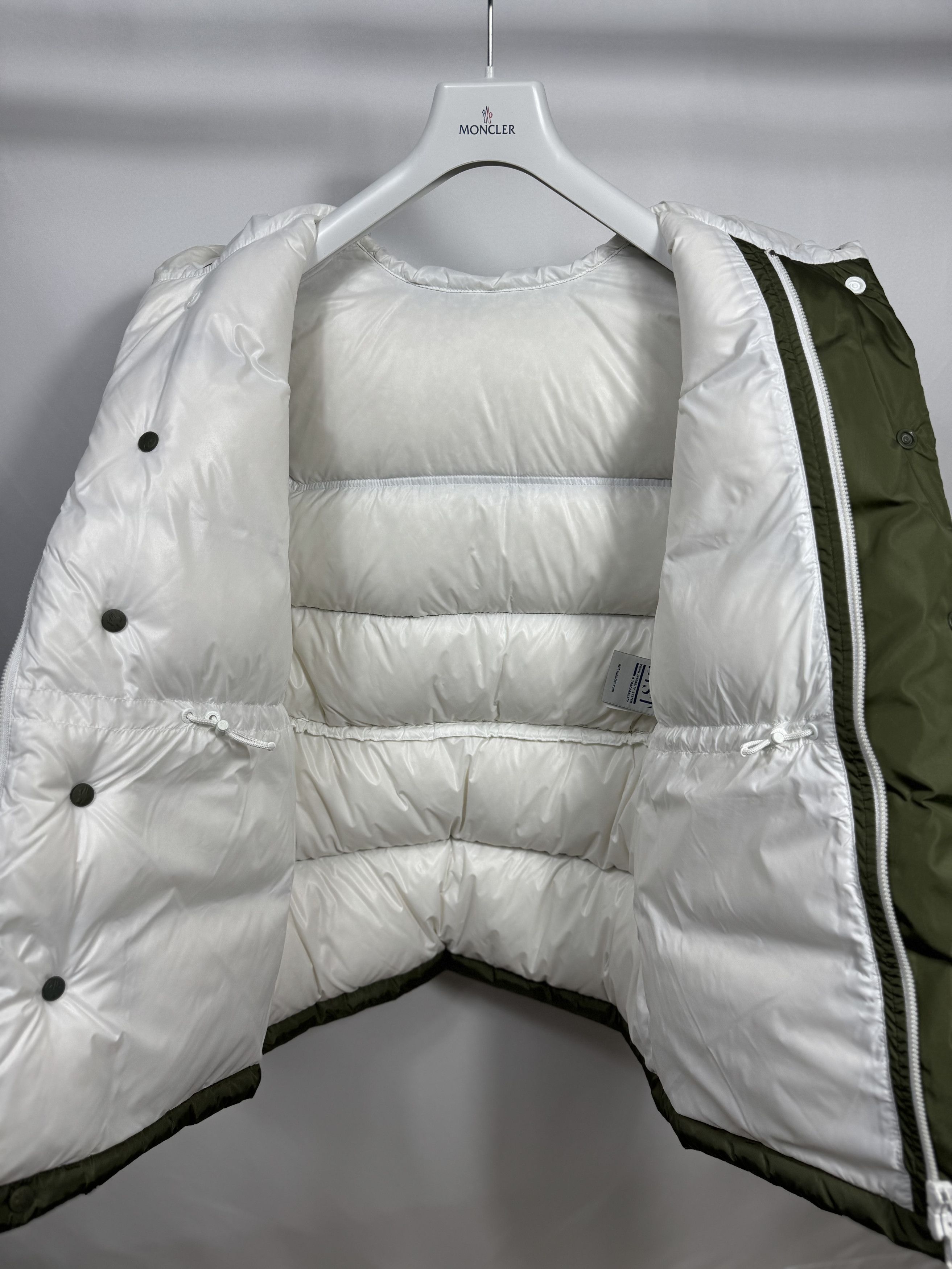Moncler Moncler Erquy Jacket Size US S / EU 44-46 / 1 - 5 Thumbnail