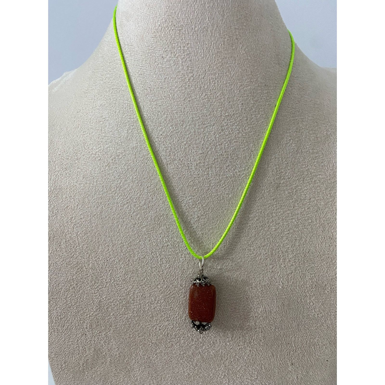 Handmade sandstone pendant necklace Size ONE SIZE - 1 Thumbnail